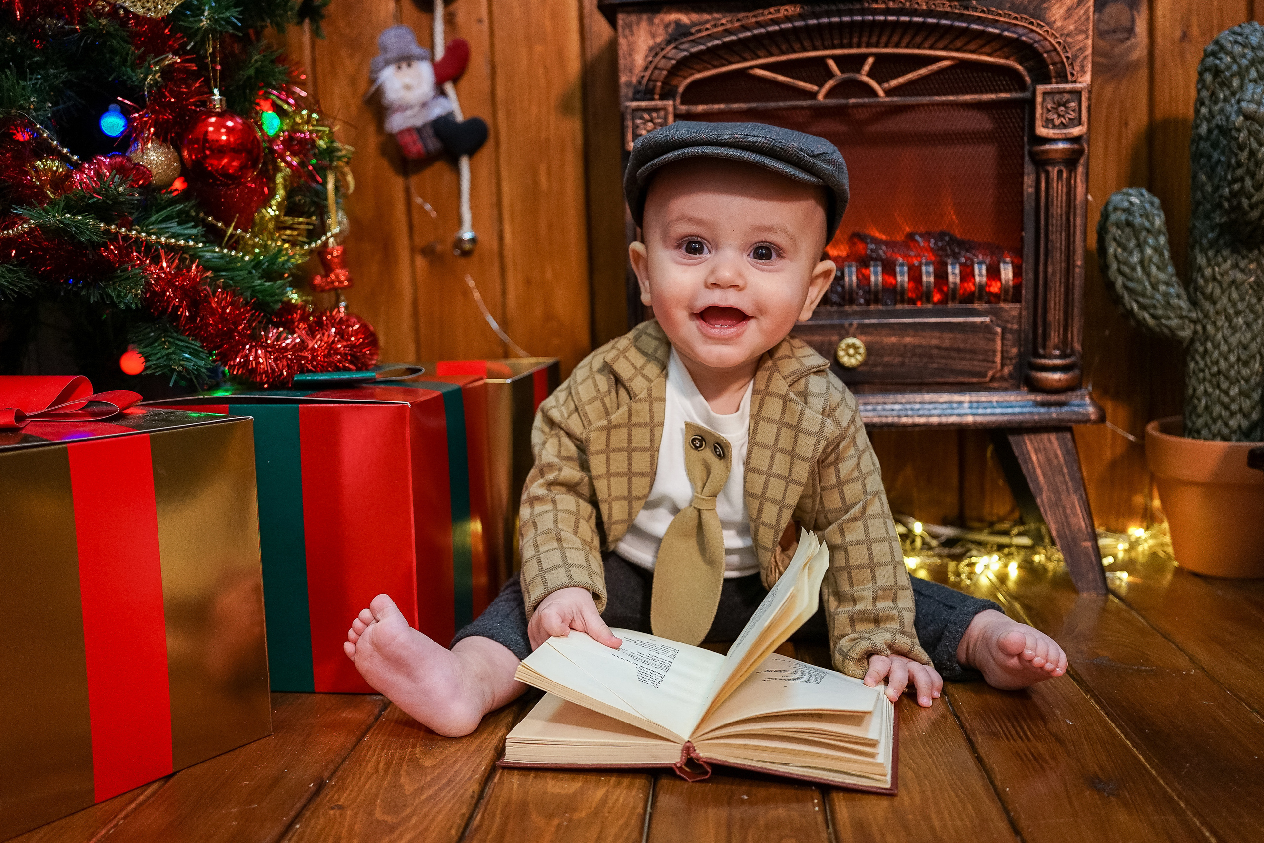 Деревянный Подиум. Детская Фотостудия ГОДОВАСИКИ в Санкт-Петербурге фотосесия на годик