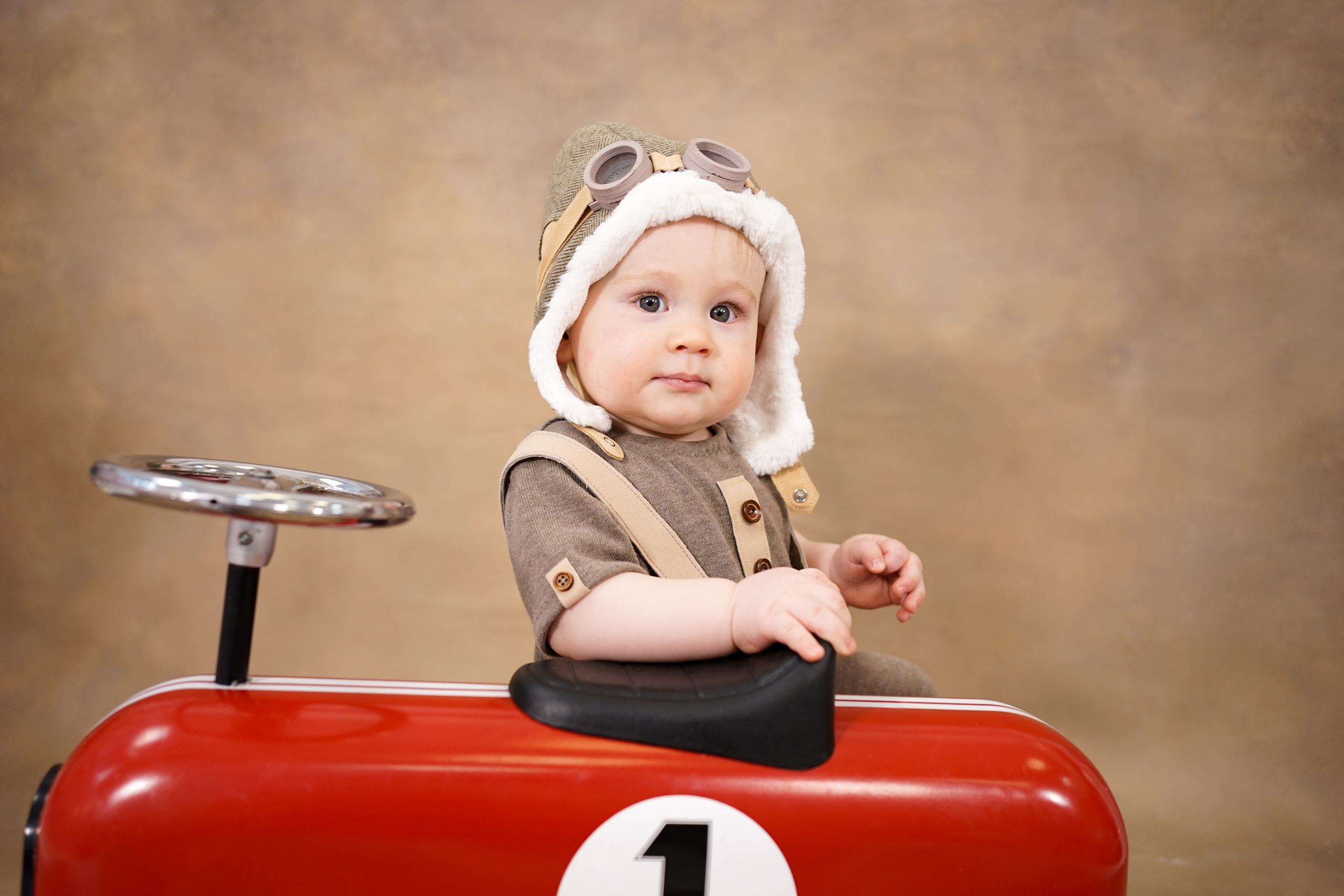 Фотосессия на Годик для Мальчиков. Детская Фотостудия ГОДОВАСИКИ в Санкт-Петербурге фотосесия на годик