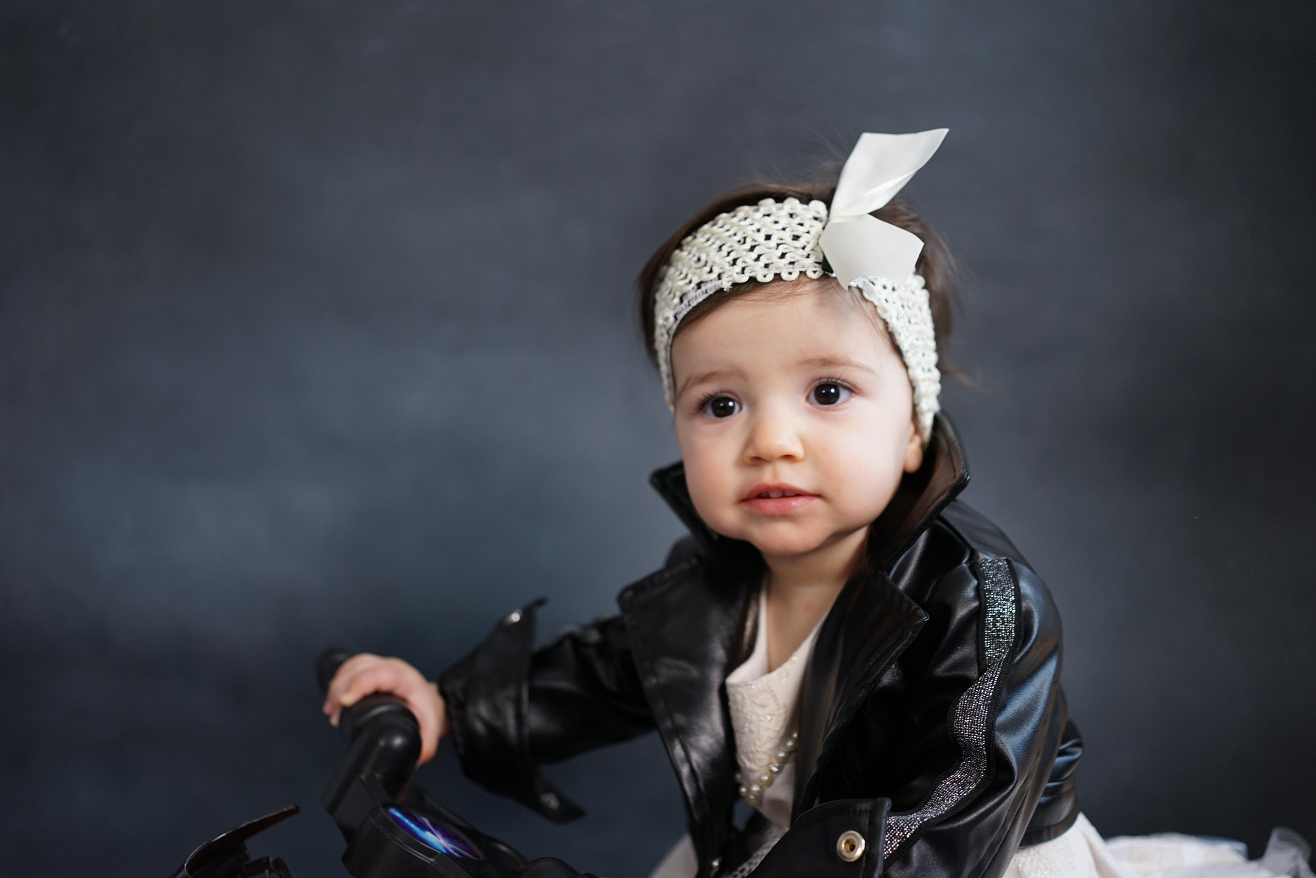 Фотозоны на ХОЛСТЕ. Детская Фотостудия ГОДОВАСИКИ в Санкт-Петербурге фотосесия на годик