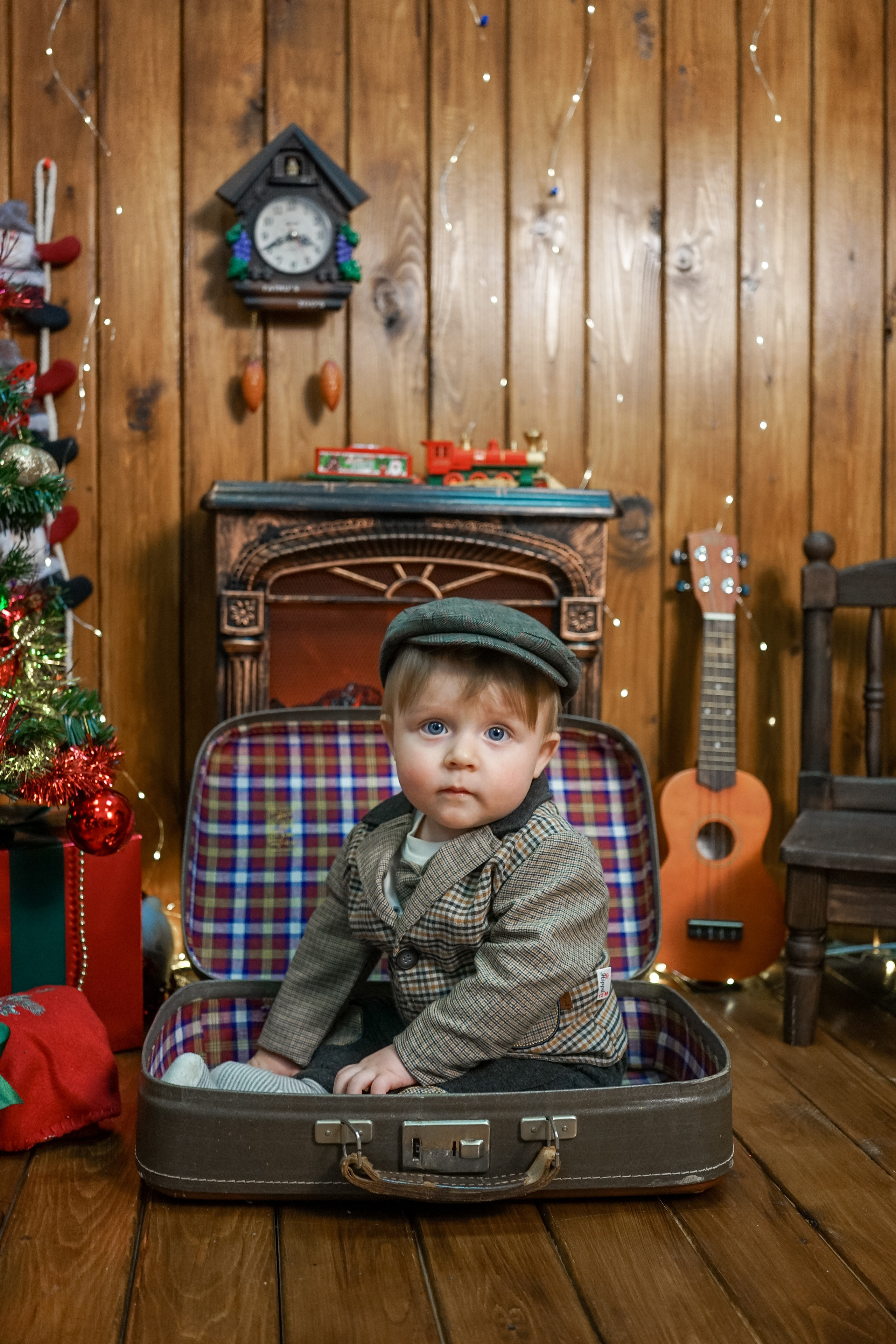Деревянный Подиум. Детская Фотостудия ГОДОВАСИКИ в Санкт-Петербурге фотосесия на годик