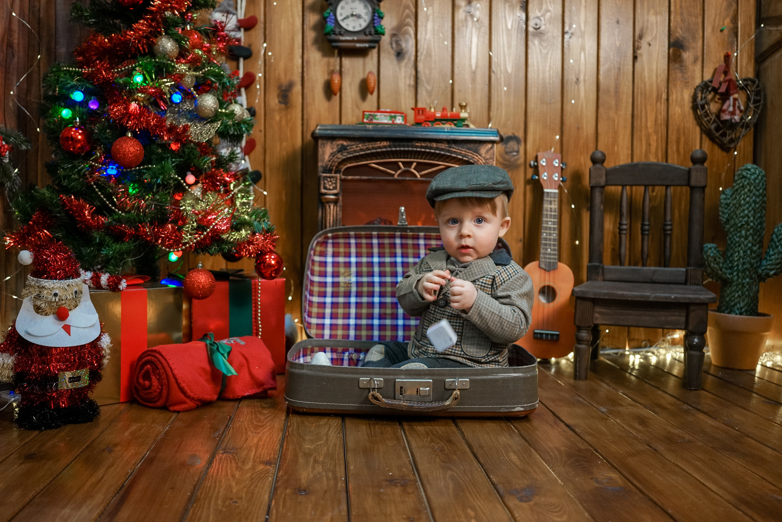 Деревянный Подиум. Детская Фотостудия ГОДОВАСИКИ в Санкт-Петербурге фотосесия на годик
