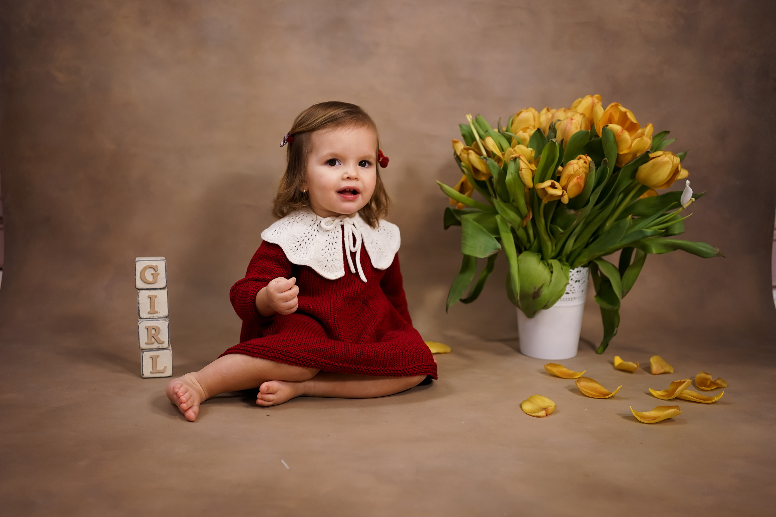 Фотозоны на ХОЛСТЕ. Детская Фотостудия ГОДОВАСИКИ в Санкт-Петербурге фотосесия на годик