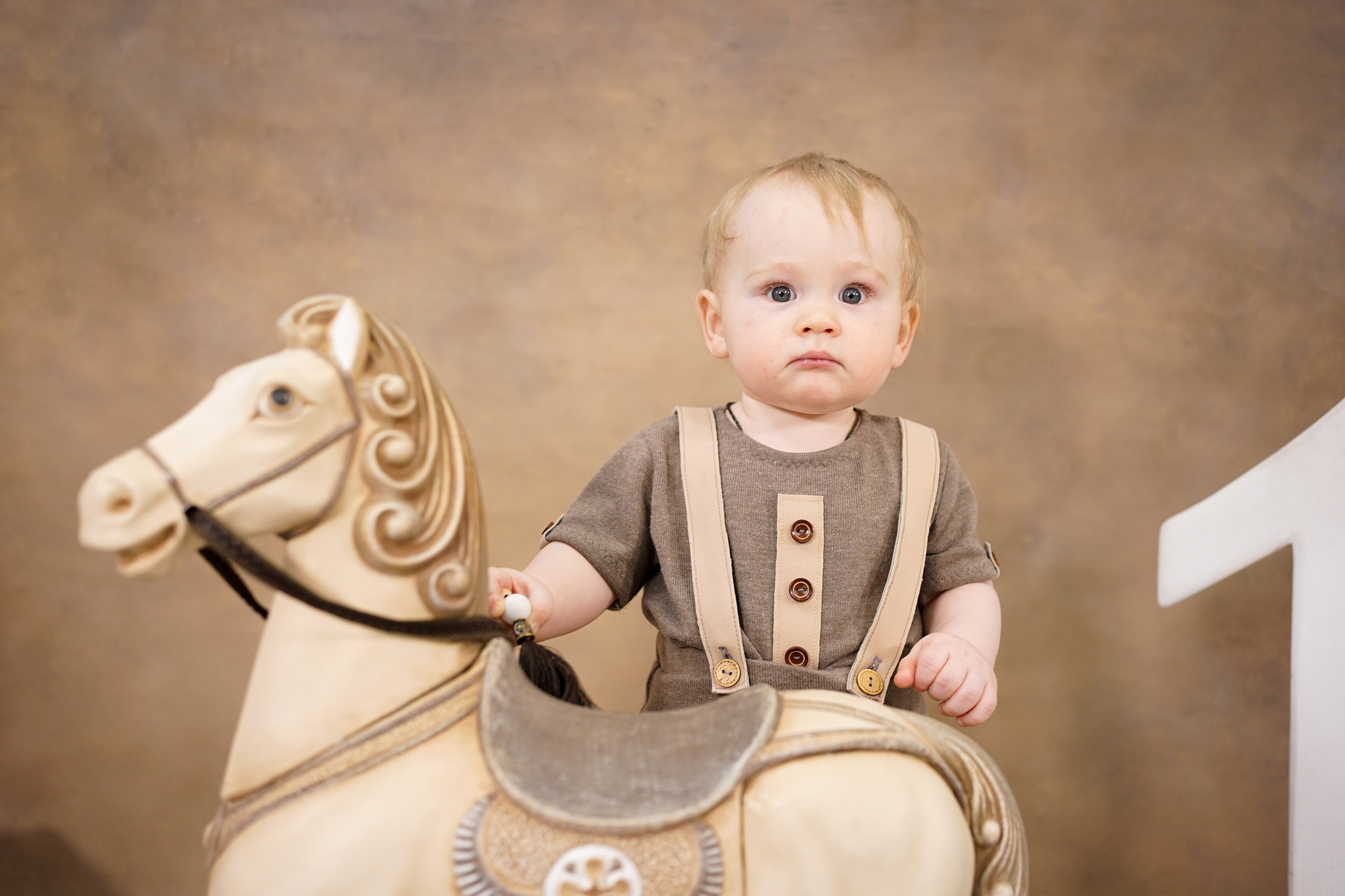 Фотосессия на Годик для Мальчиков. Детская Фотостудия ГОДОВАСИКИ в Санкт-Петербурге фотосесия на годик