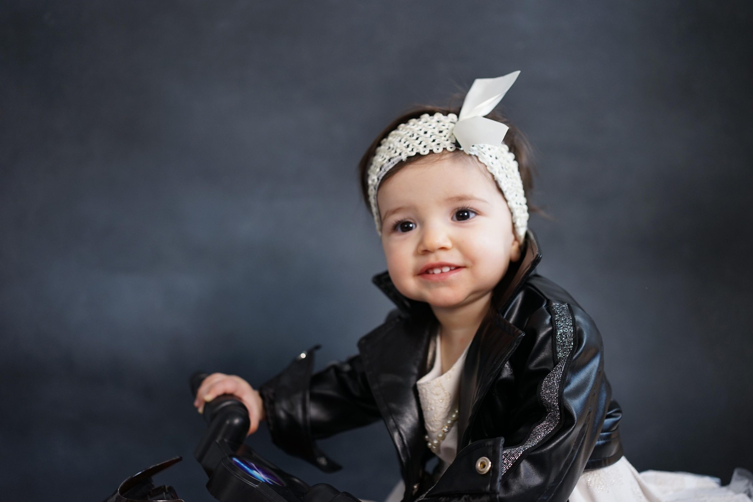 Фотозоны на ХОЛСТЕ. Детская Фотостудия ГОДОВАСИКИ в Санкт-Петербурге фотосесия на годик