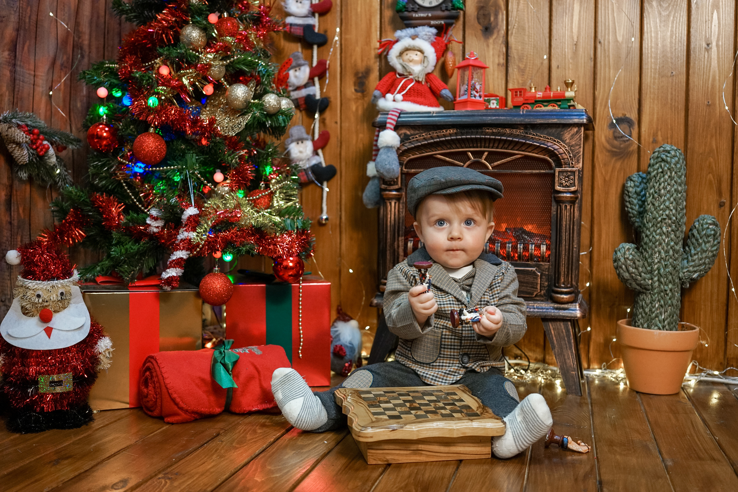 Деревянный Подиум. Детская Фотостудия ГОДОВАСИКИ в Санкт-Петербурге фотосесия на годик