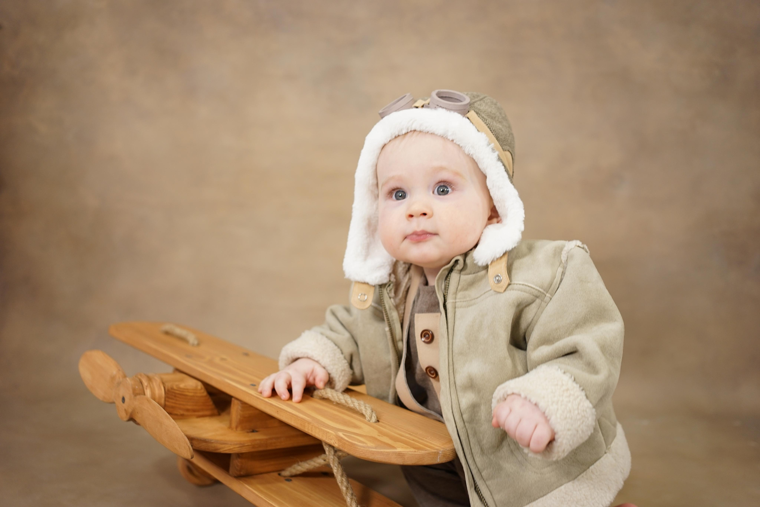 Фотозоны на ХОЛСТЕ. Детская Фотостудия ГОДОВАСИКИ в Санкт-Петербурге фотосесия на годик