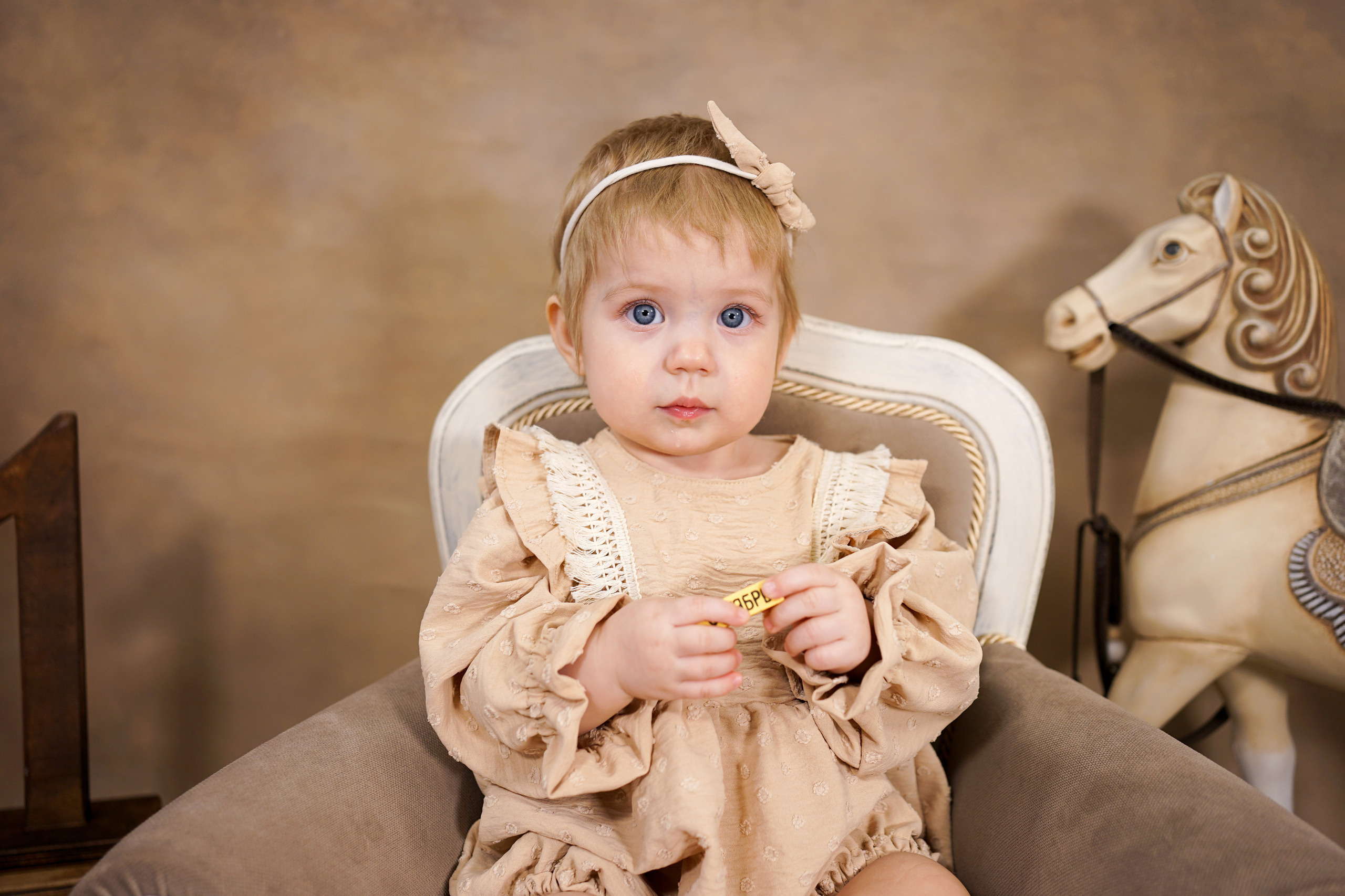 Фотозоны на ХОЛСТЕ. Детская Фотостудия ГОДОВАСИКИ в Санкт-Петербурге фотосесия на годик