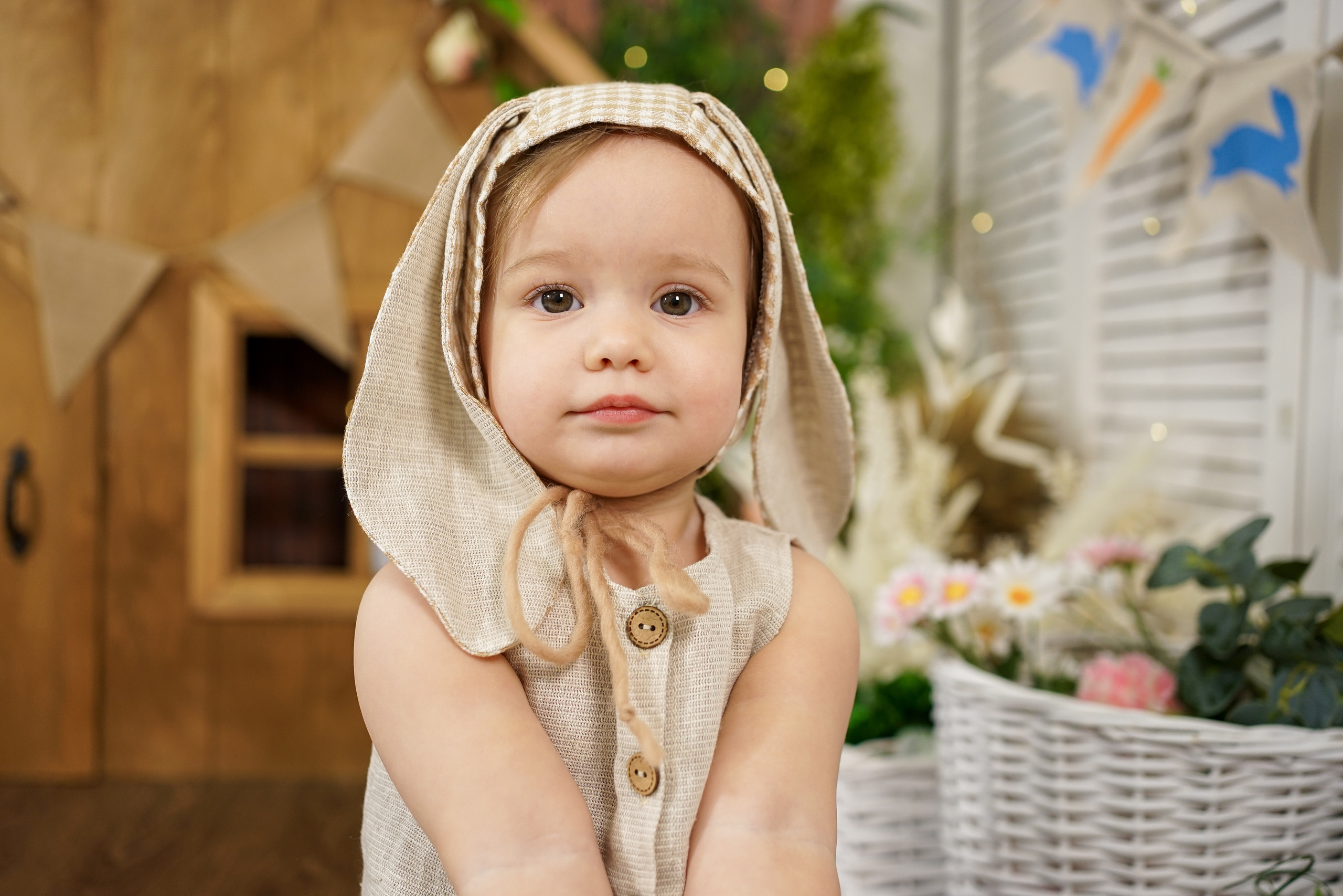 Деревянный Подиум. Детская Фотостудия ГОДОВАСИКИ в Санкт-Петербурге фотосесия на годик