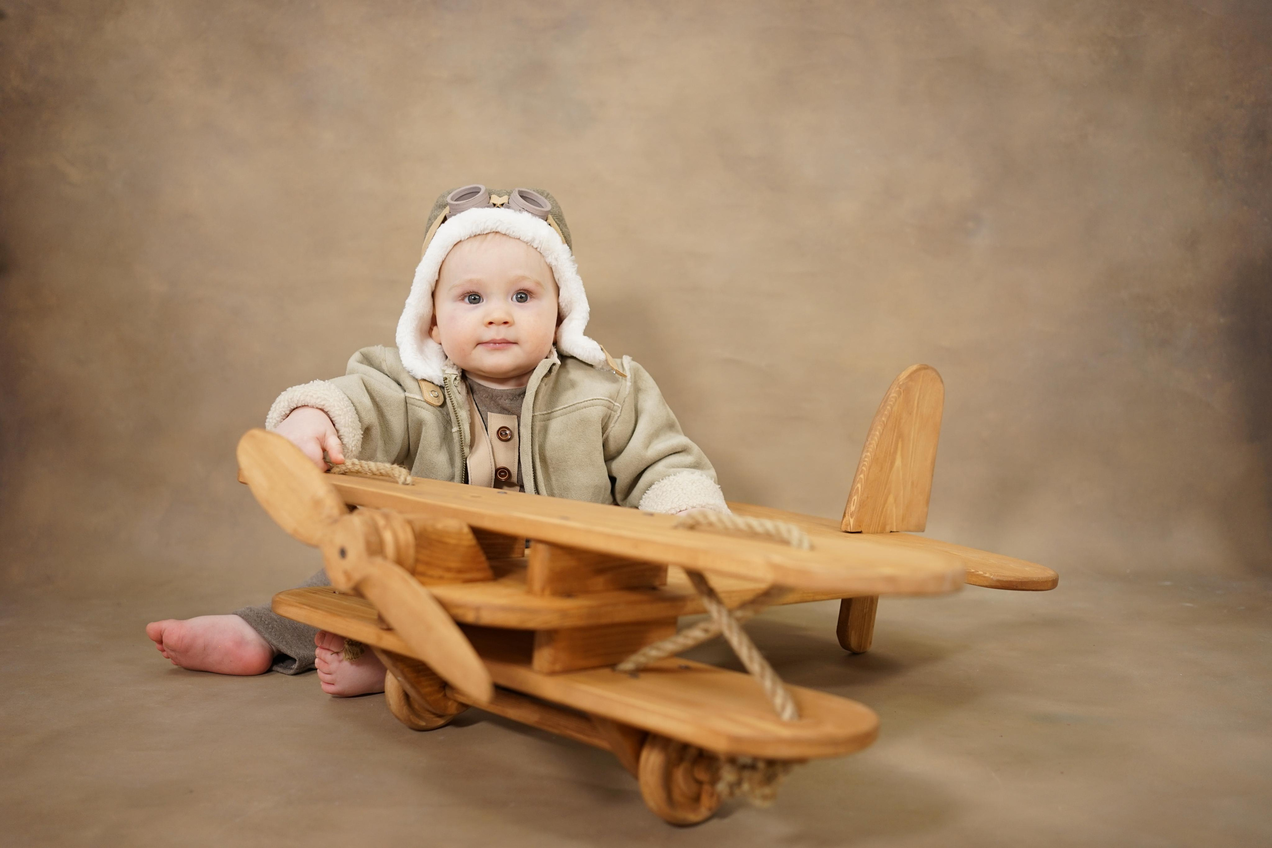 Фотозоны на ХОЛСТЕ. Детская Фотостудия ГОДОВАСИКИ в Санкт-Петербурге фотосесия на годик