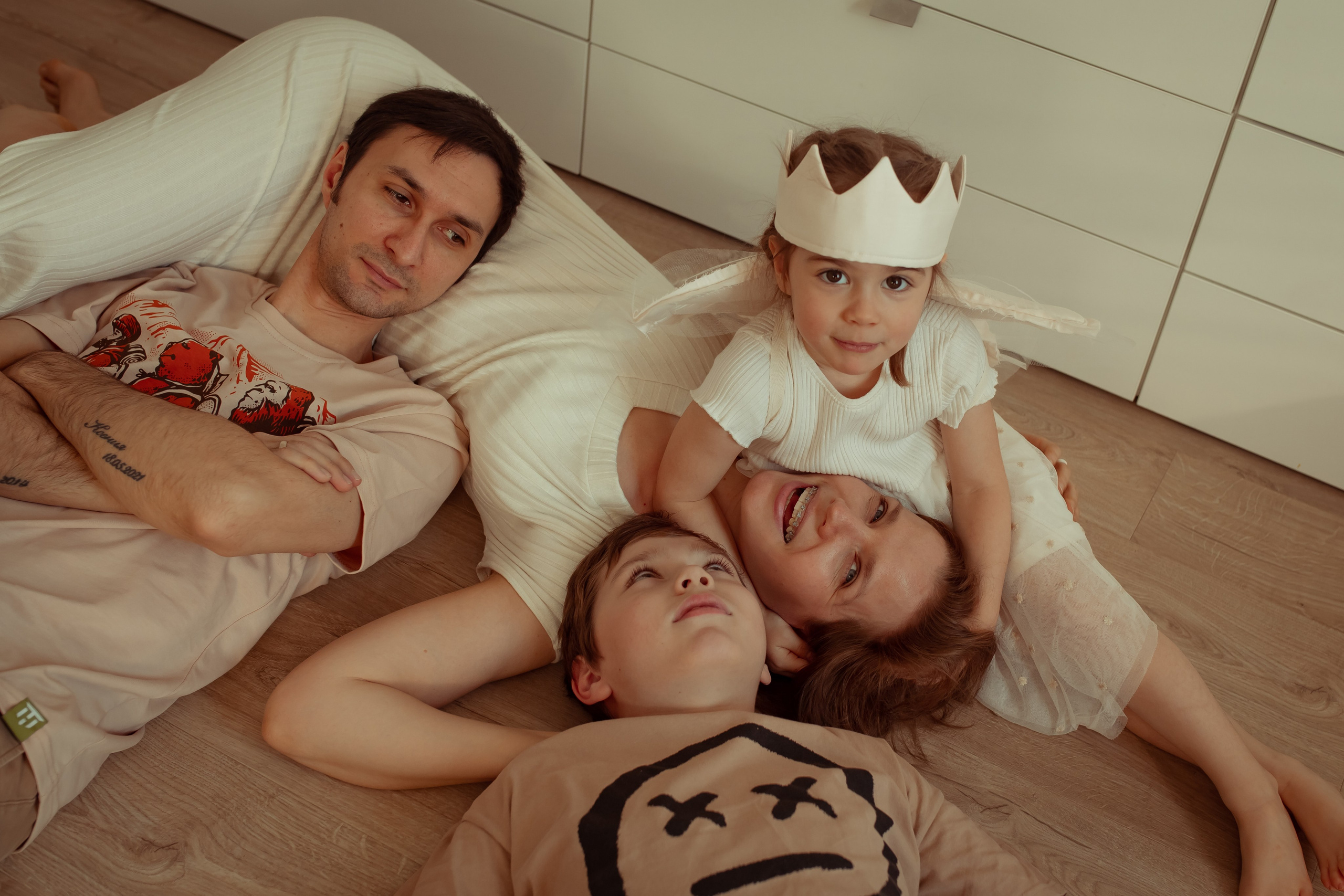 Александра, Максим, Евгений и Ксюша. Семейный и детский фотограф в Москве Дорогова Екатерина