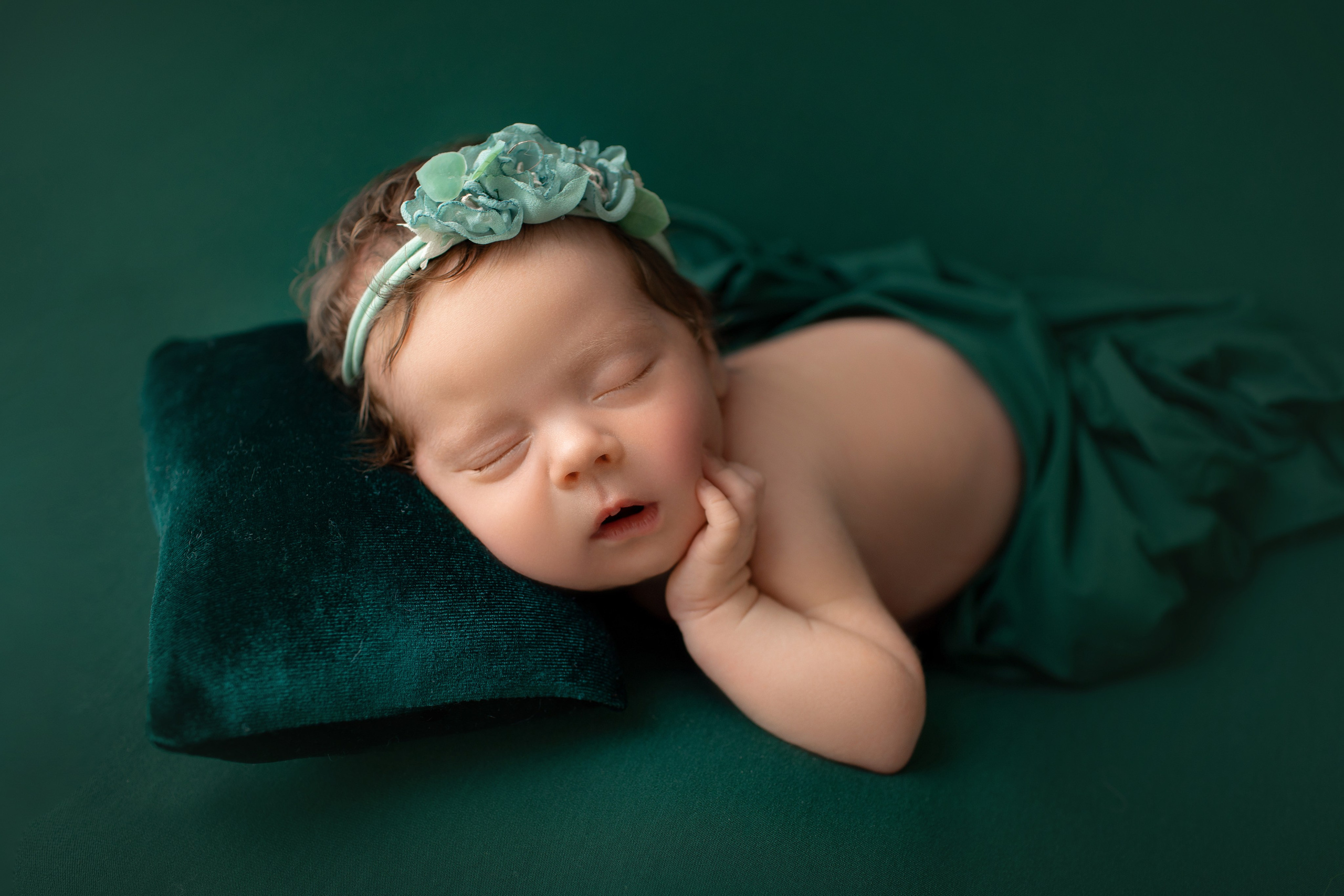 Emerald green. Фотограф новорожденных, семейный фотограф в Санкт-Петербурге