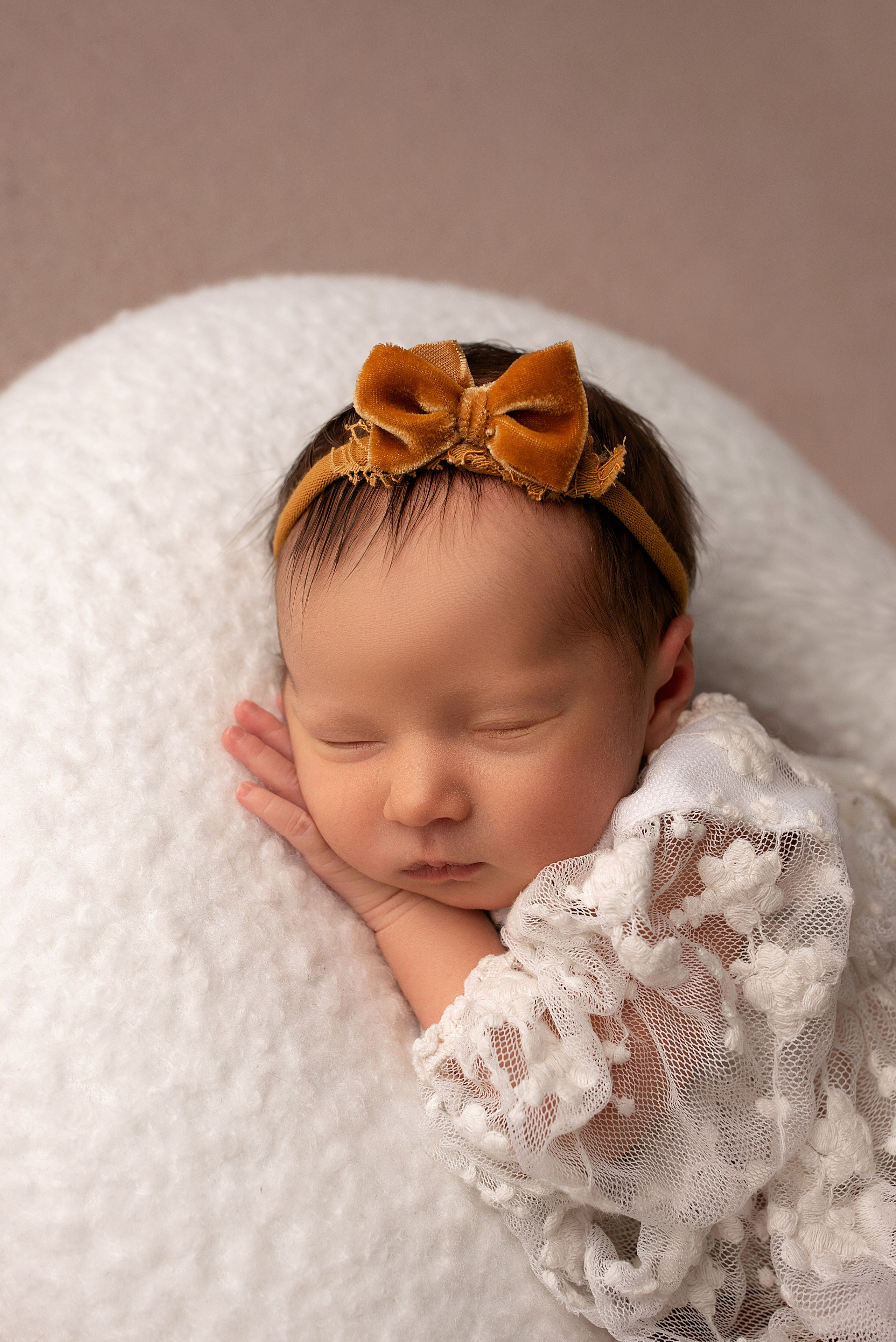 Новорождённые девочки. Детский фотограф новорождённых в Минске Боровик Екатерина