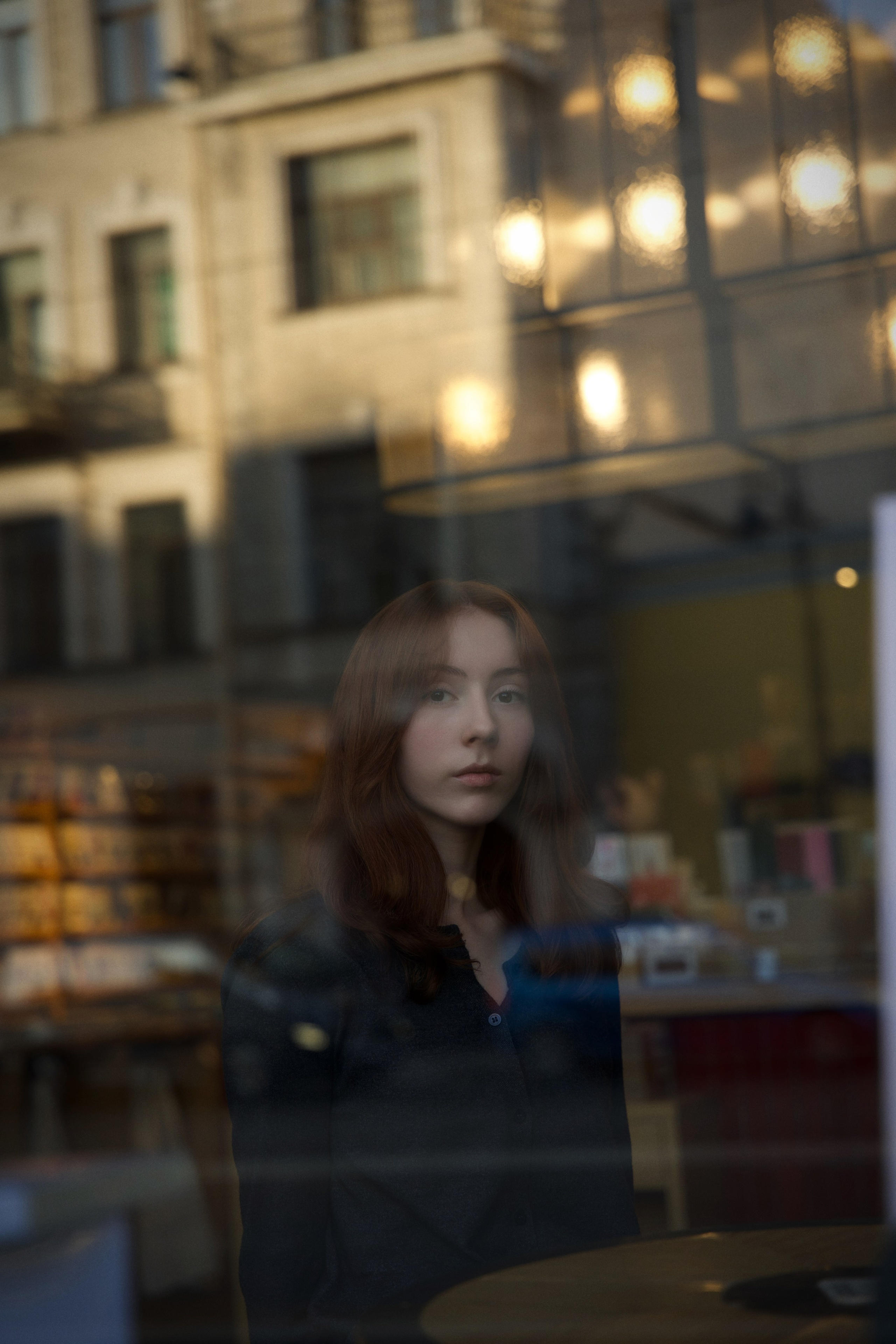 Индивидуальная съемка в книжном. Фотограф Диана Барышова