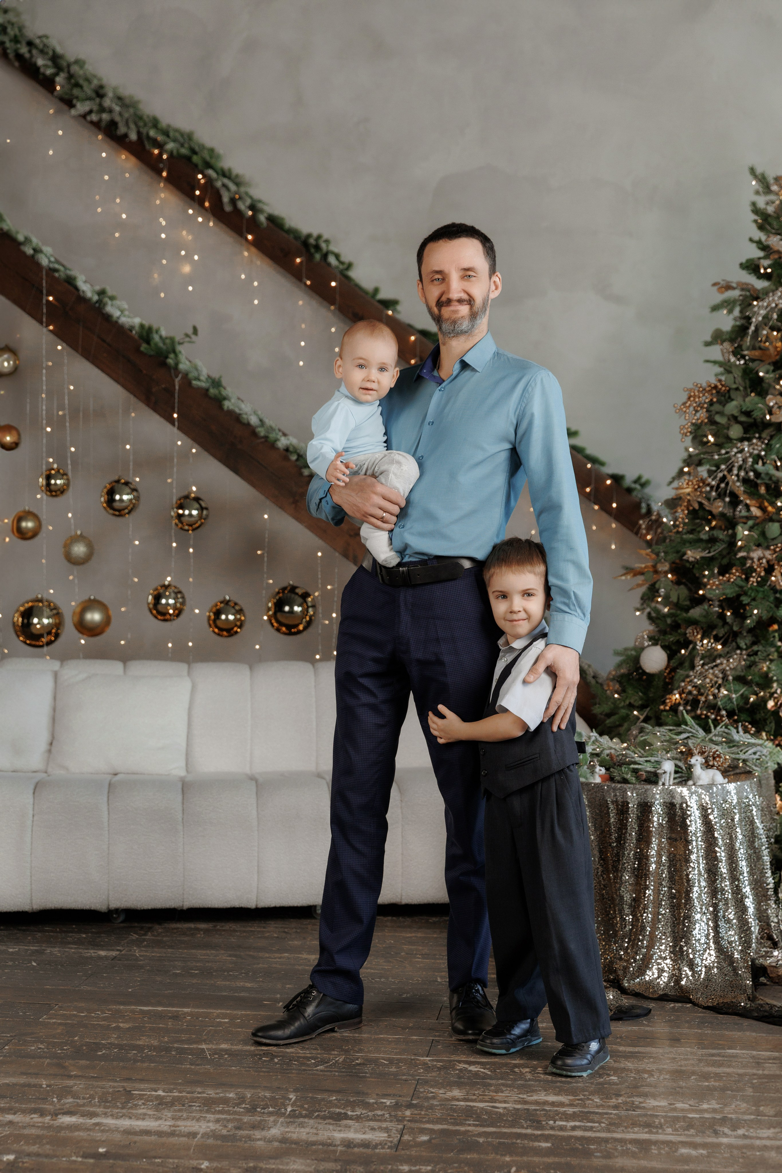 Катя с семьей. Фотограф женского портрета, беременности и материнства Харькова Елена