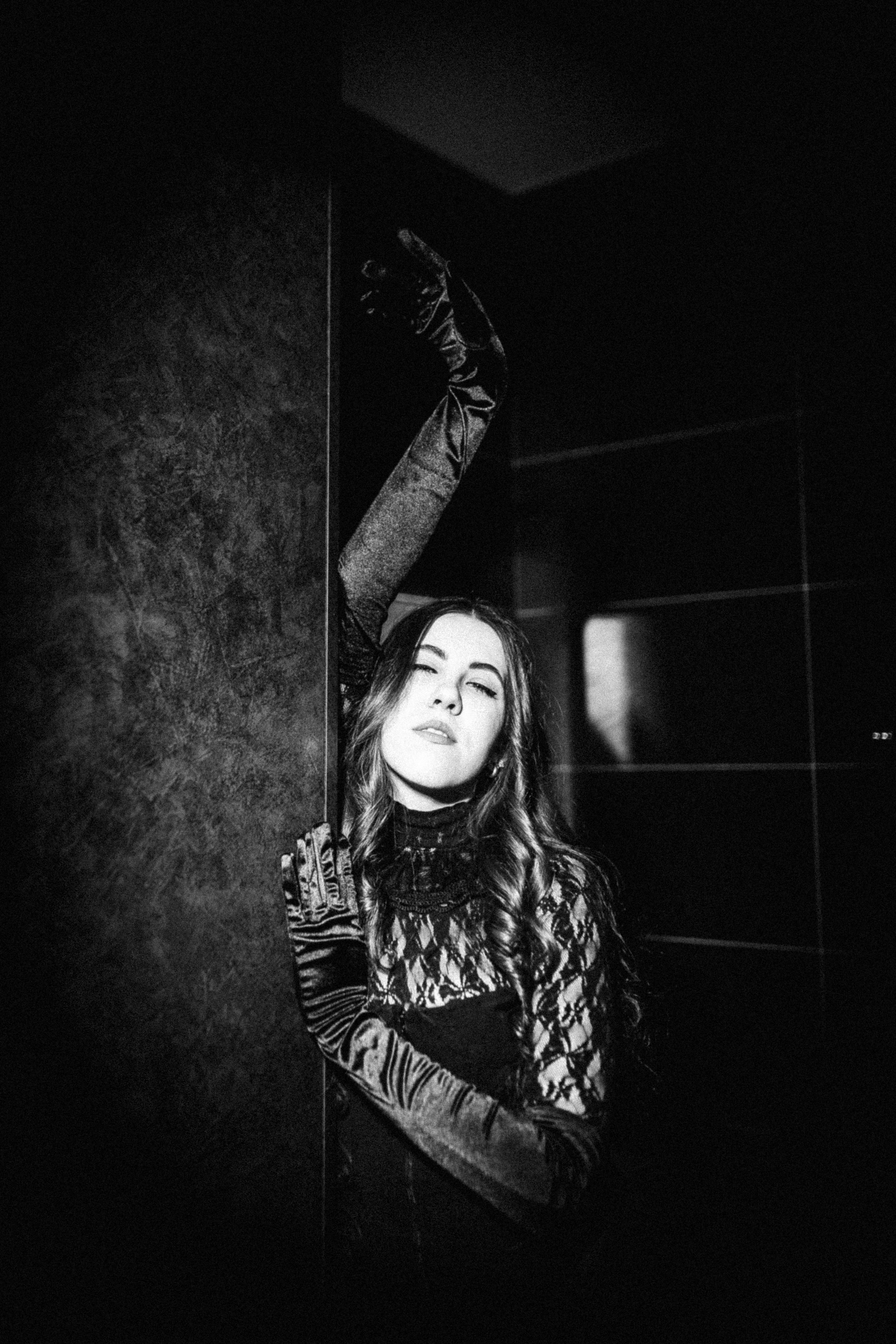 Танцуй. Сюрреализм. Чувственность. Арт-фотограф Крис Л. в Тобольске: портрет, семейные, свадьбы