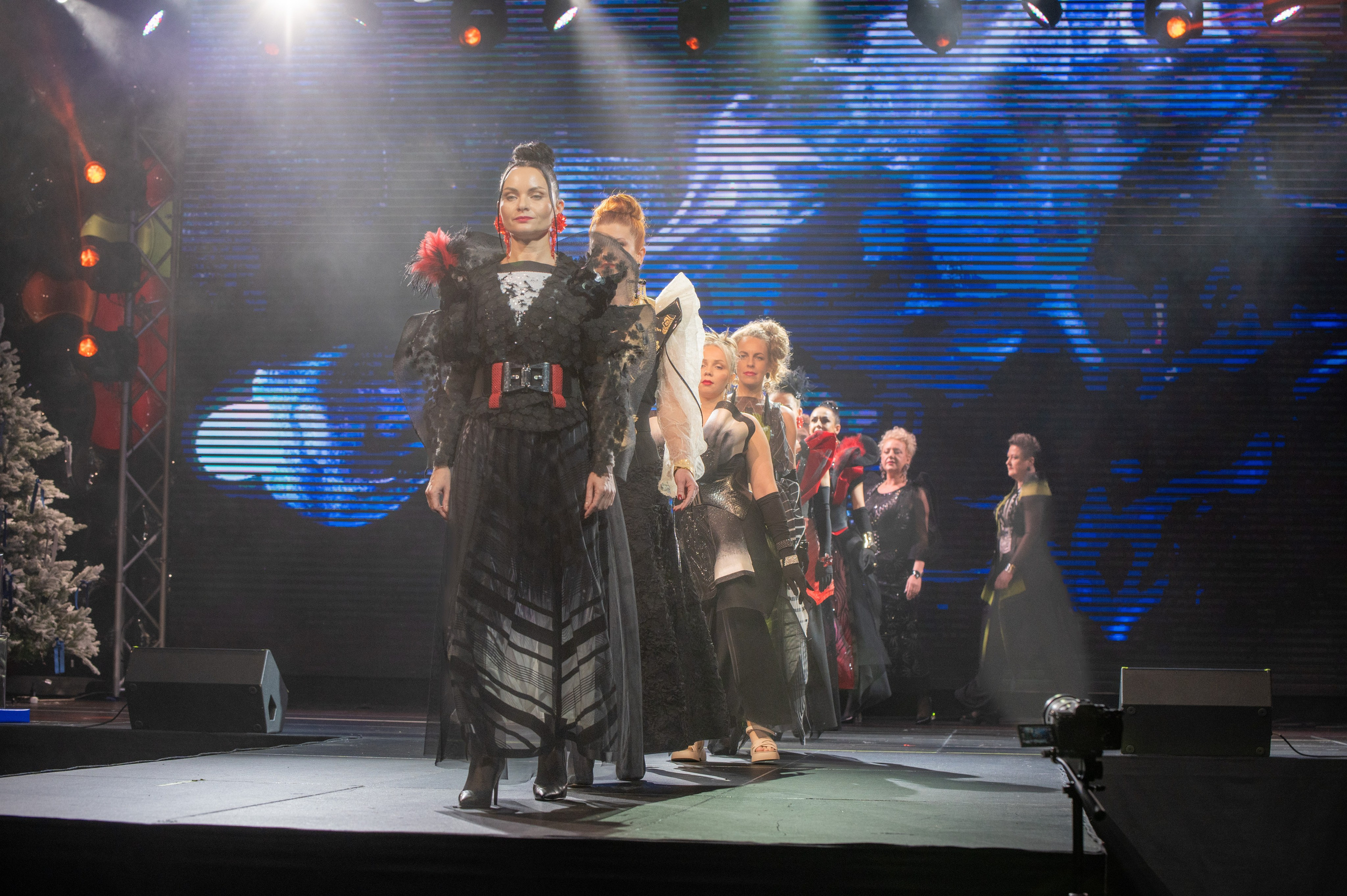 Большая новогодняя тусовка. Фотоуслуги, услуги фотографа, фотографирование важных событий