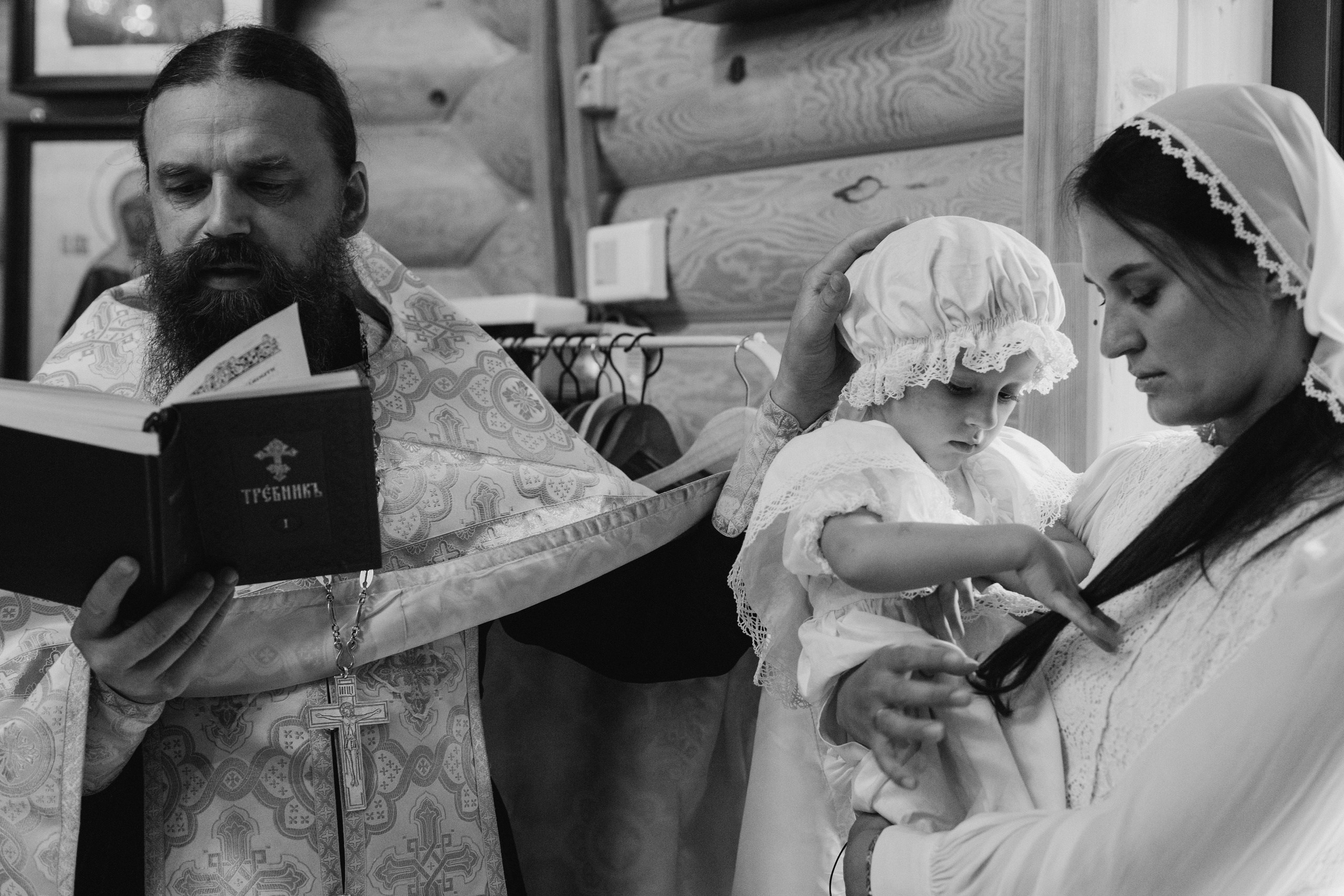 Крещение в Храме Святителя Николая Чудотворца. Свадебный и семейный фотограф в Нижнем Новгороде Екатерина Наймарк