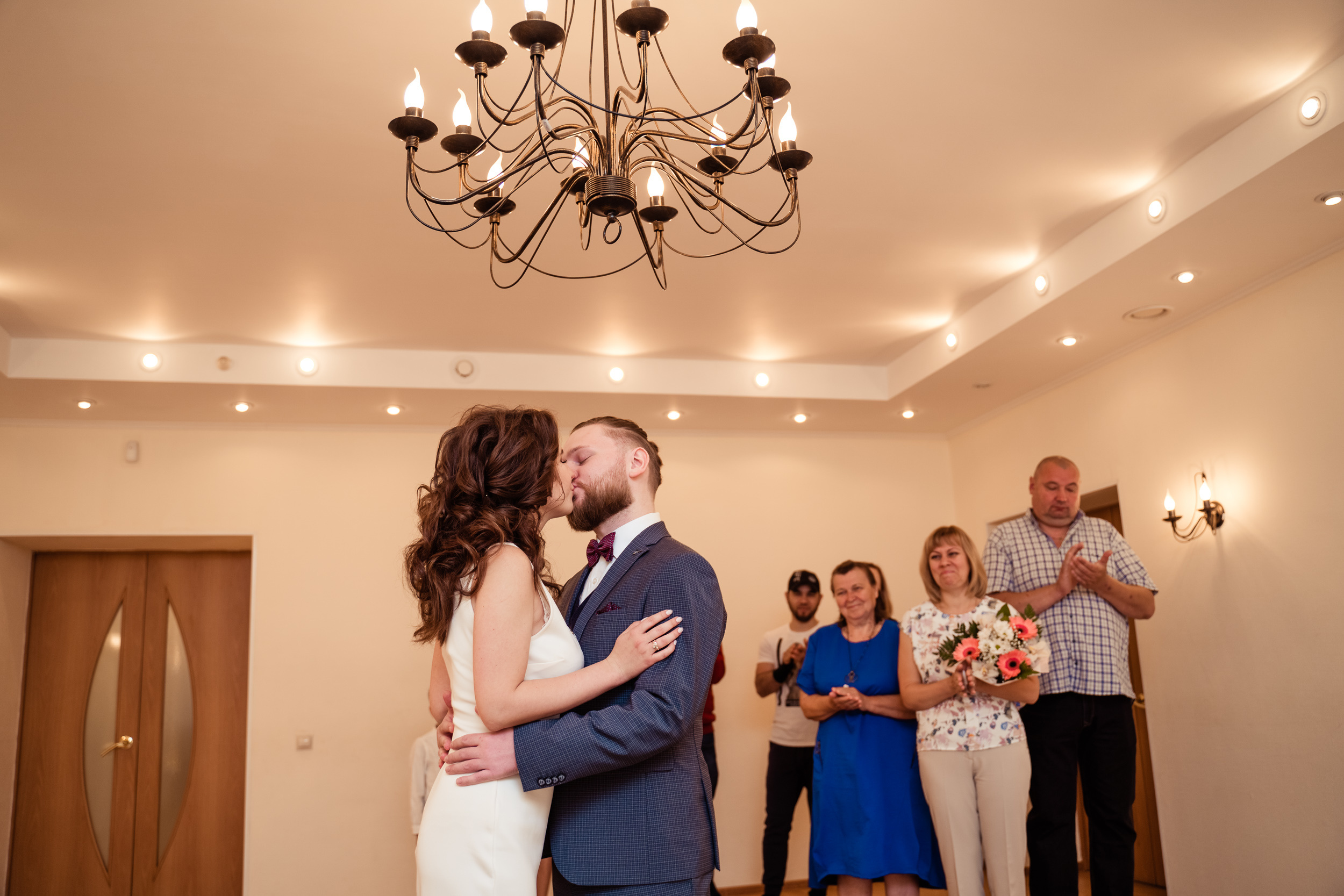 Стоимость услуг свадебной фотосессии (ЗАГС+прогулка) в Москве и МО