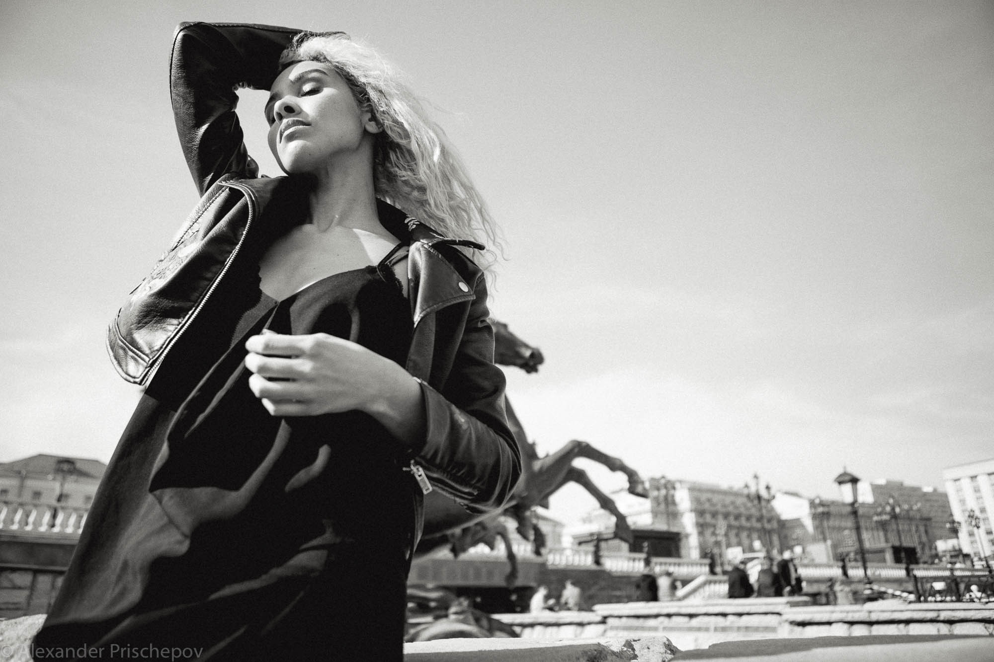 Накрико Акпамоли. Александр Прищепов - фотограф, режиссёр, продюсер