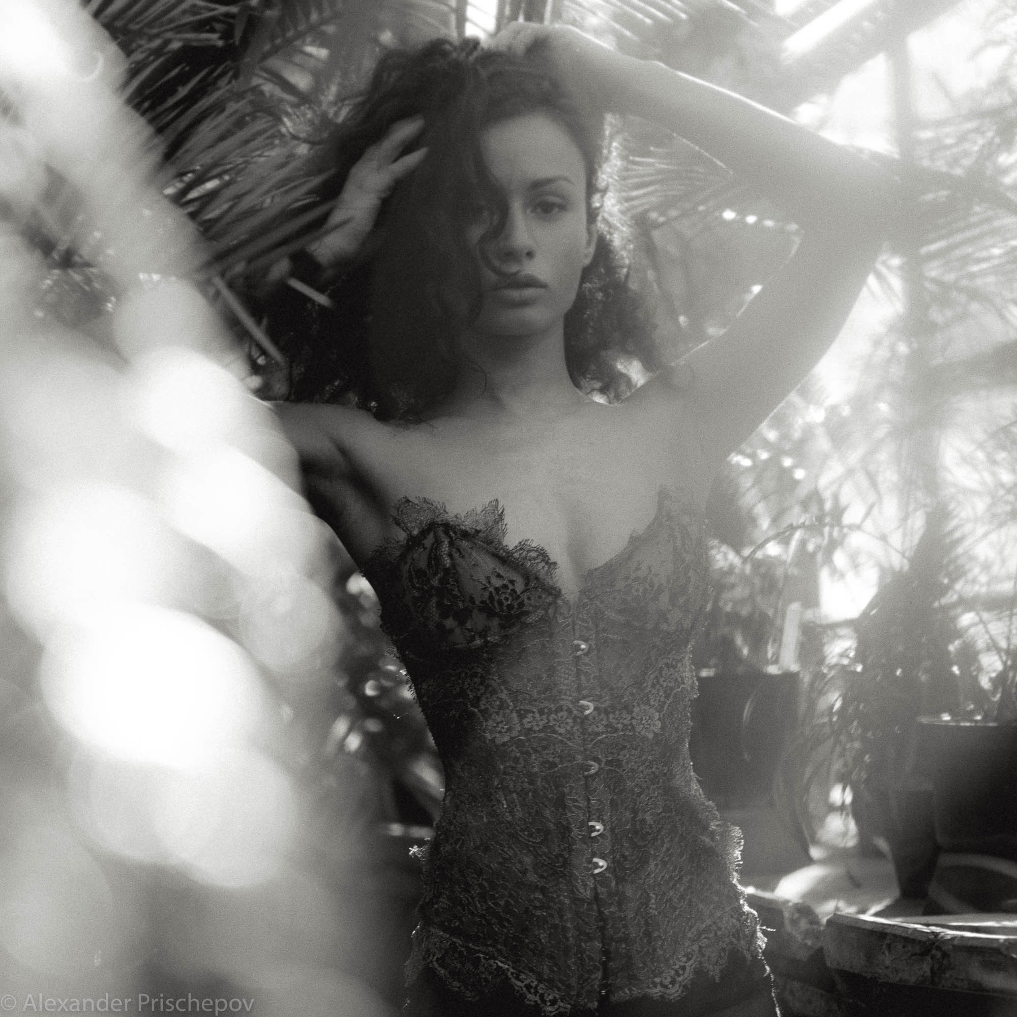 В саду. Александр Прищепов - фотограф, режиссёр, продюсер