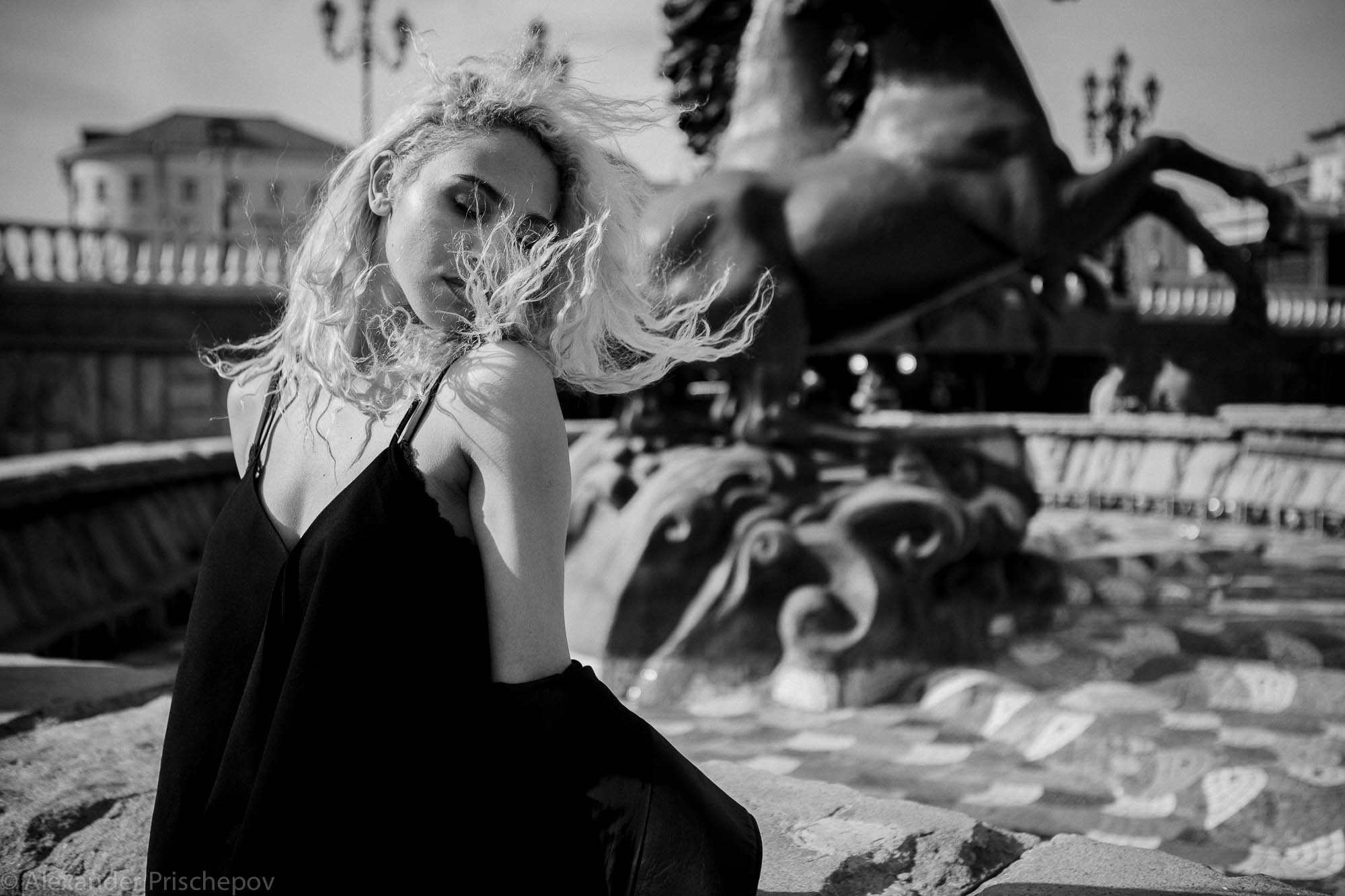 Накрико Акпамоли. Александр Прищепов - фотограф, режиссёр, продюсер