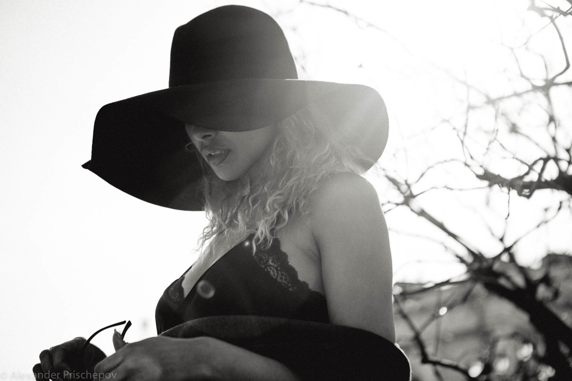 Накрико Акпамоли. Александр Прищепов - фотограф, режиссёр, продюсер