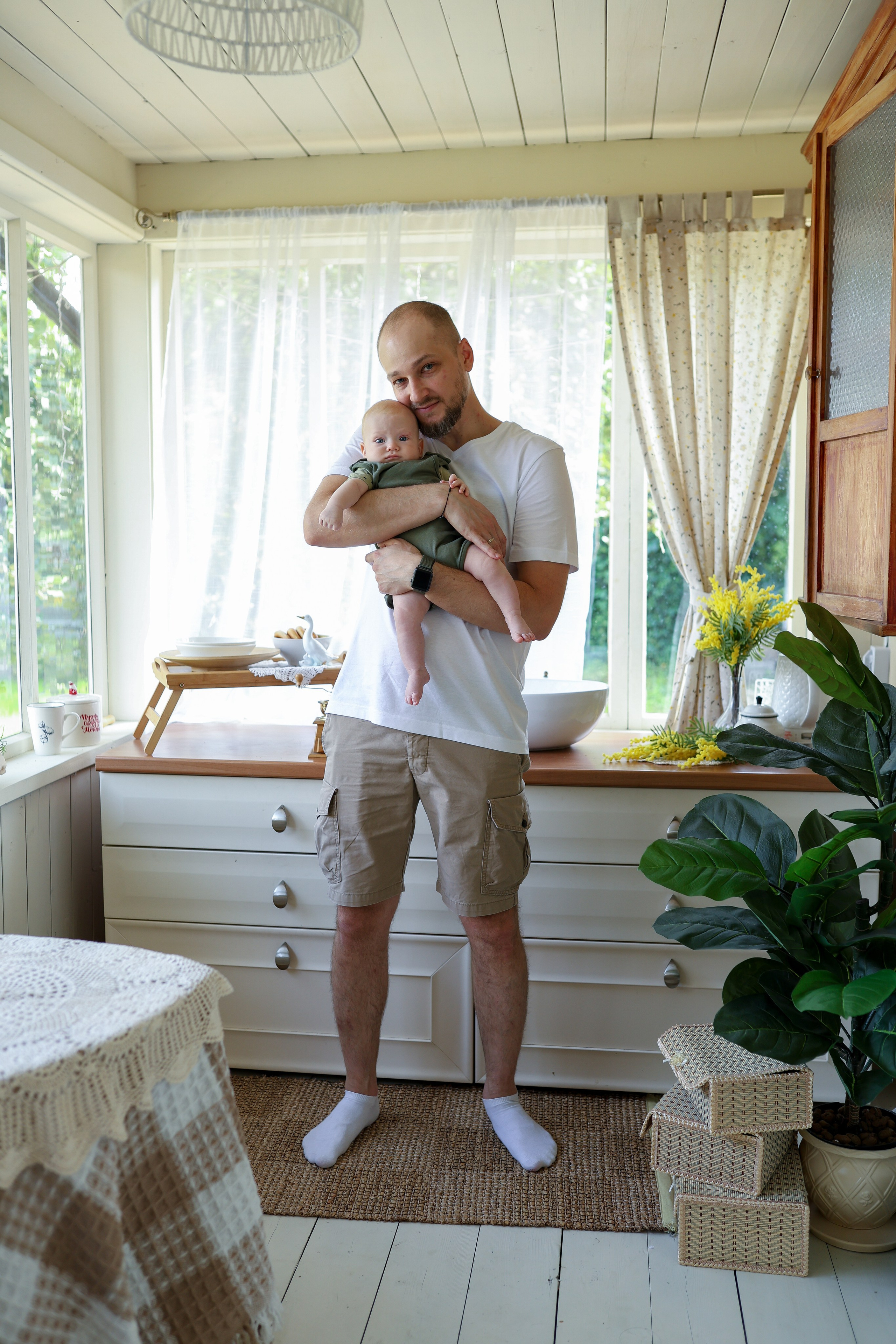 Семейная фотосессия в загородной студии. Фотограф в Железнодорожном и Балашихе