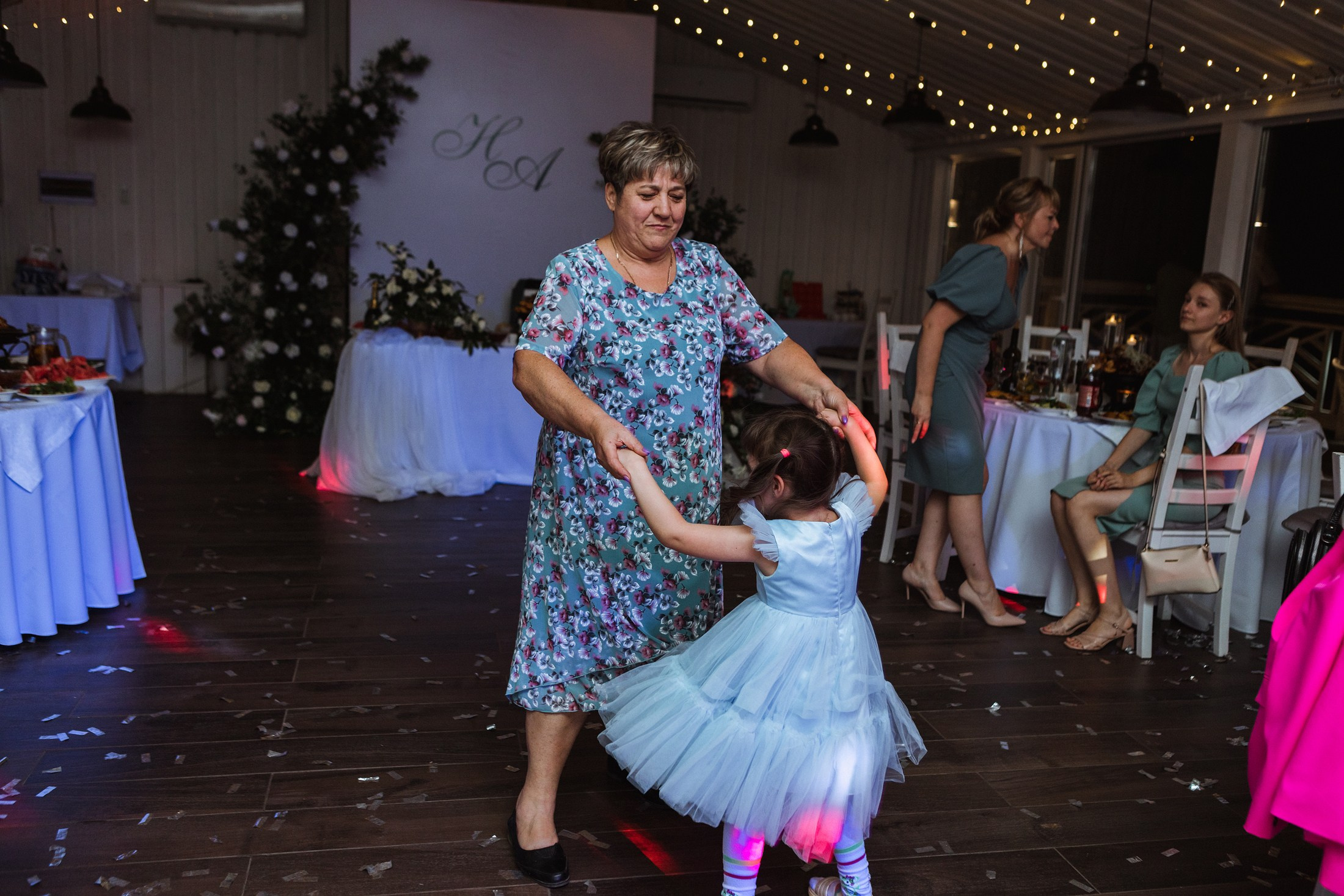 Николай и Анна. Фотографы в городе Волгограде — Людмила Агеева и Алексей Околелов