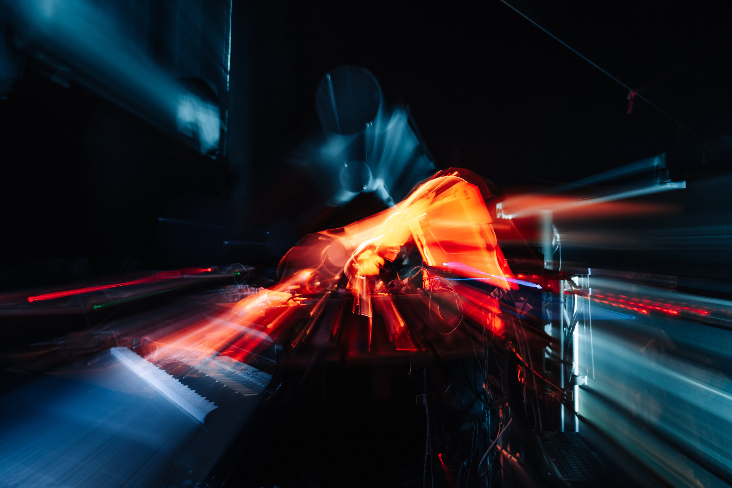 INTERVALS.EXHIBITION. @tomrus: Рустам Шагиморданов — фотограф