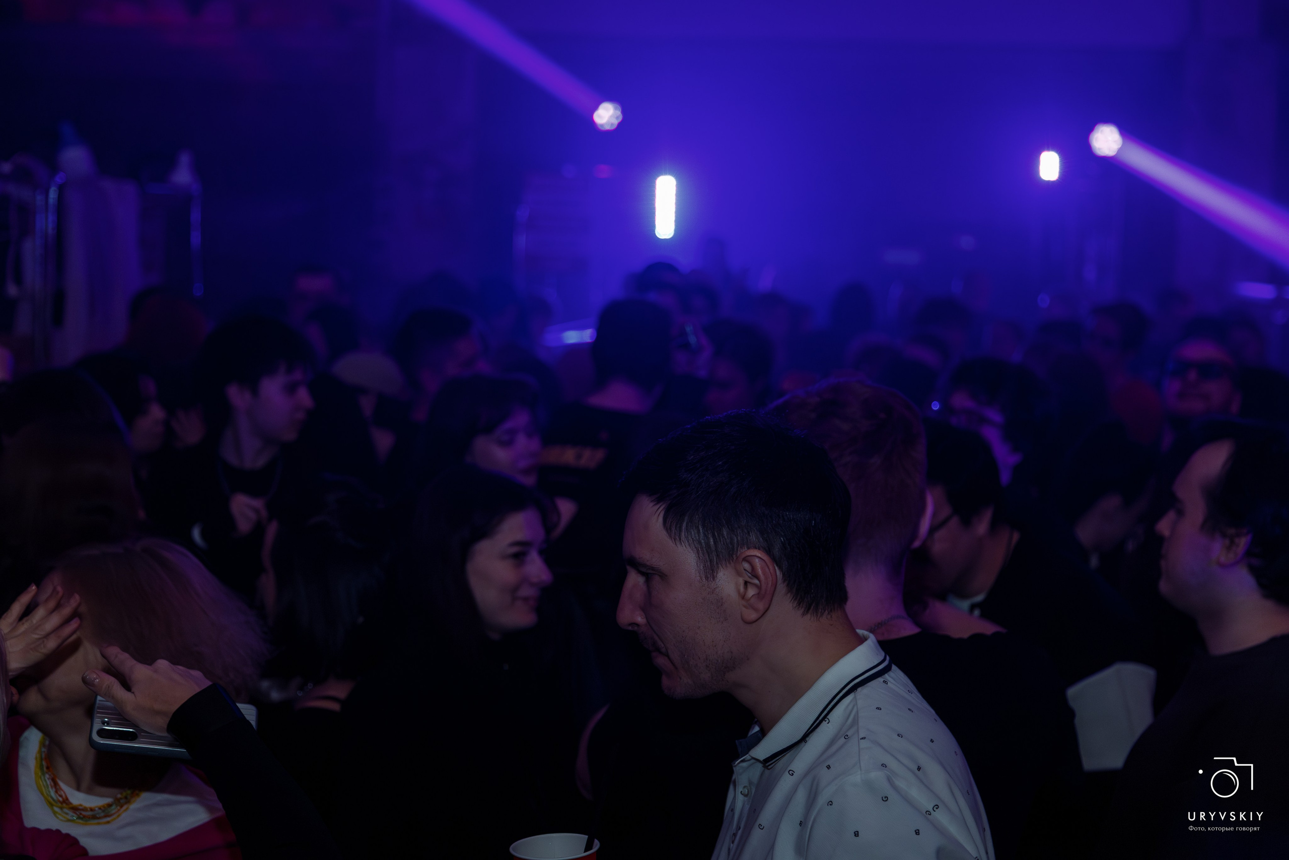 Рейв на Центральном рынке. Игорь Урывский. Фотограф Красноярск