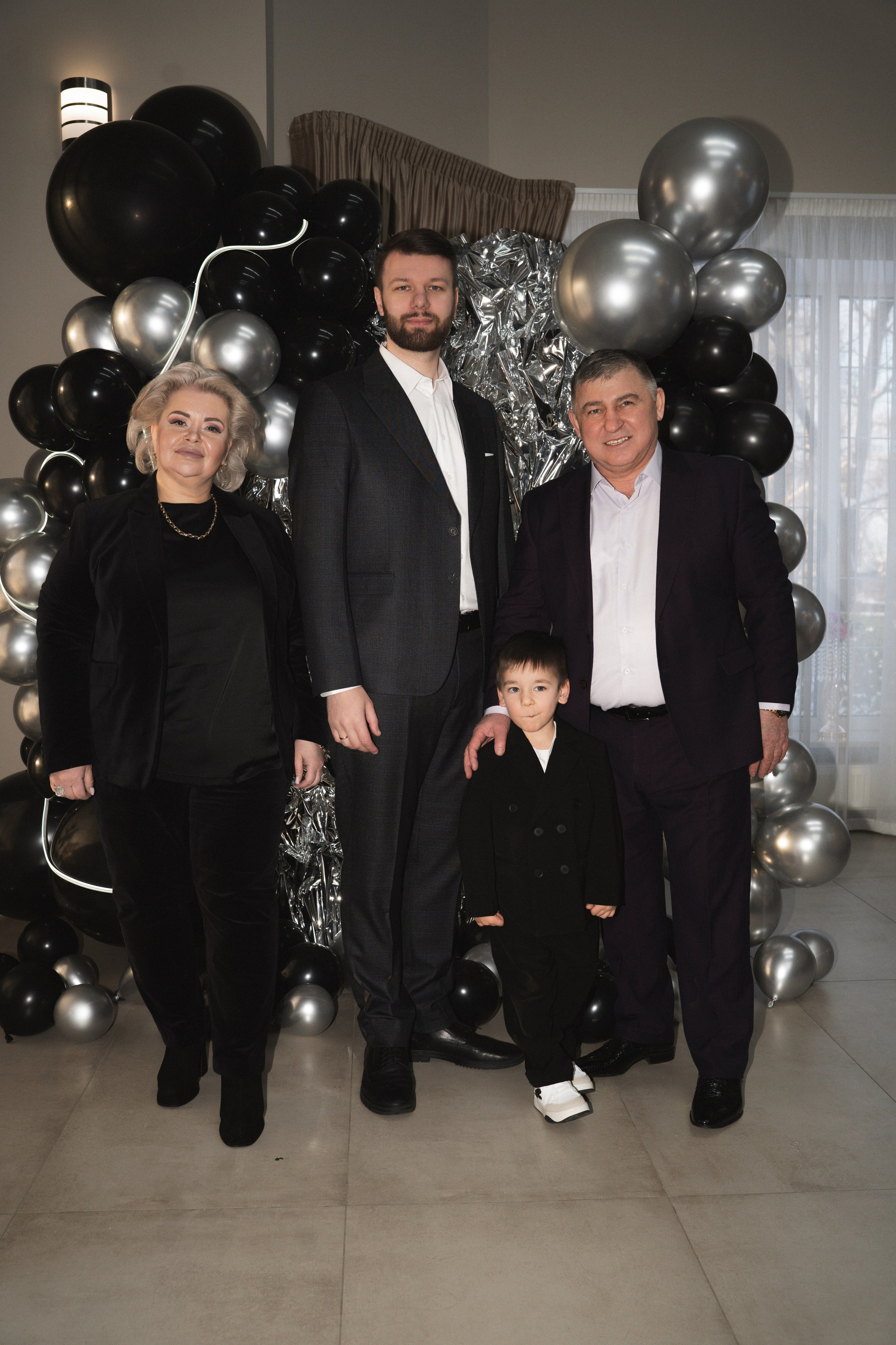 30 лет Вадиму. Юбилей. Фотограф/рилсмейкер в Москве и МО. Свадьбы, индивидуальные съемки, лавстори, беременность, мероприятия, бренды