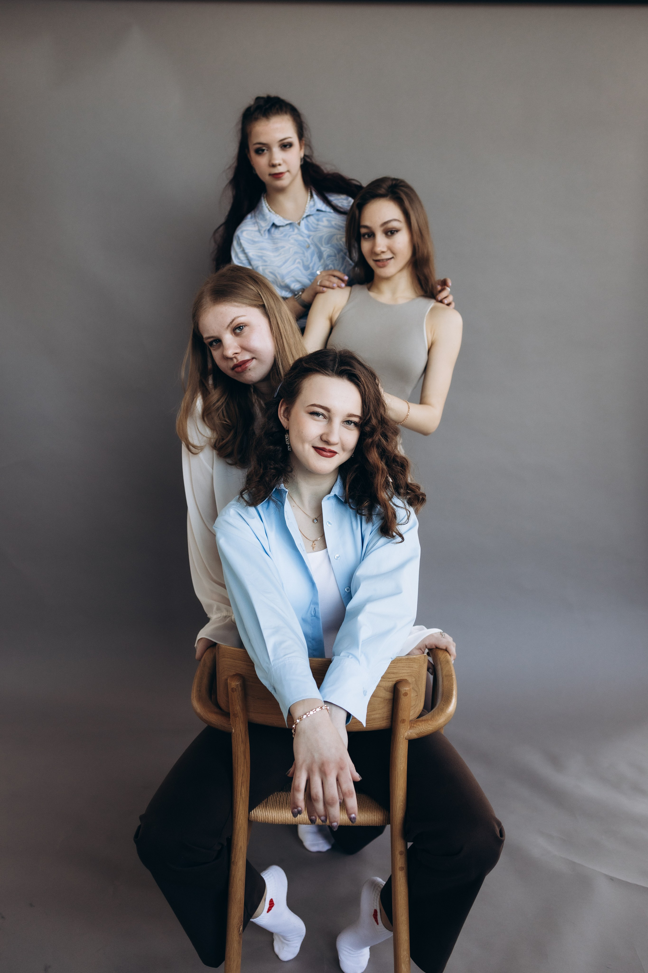 Фотосессия выпускного класса. Фотограф Артем Бросов в Санкт-Петербурге и Дубае