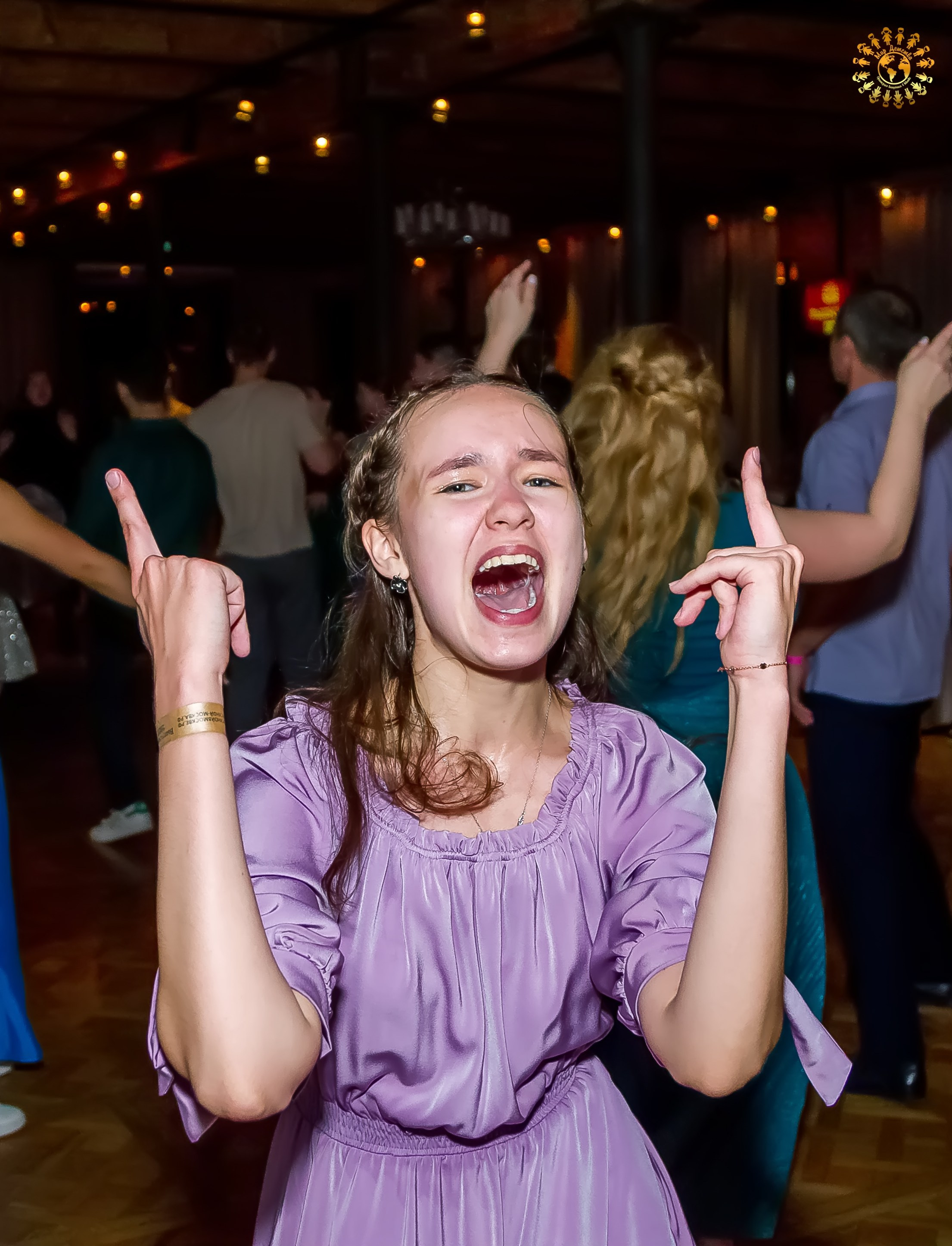 Выпускной 2023 (11-е классы) клуб «Джаггер», Москва. Репортажная съемка в Москве и области. Анималистика