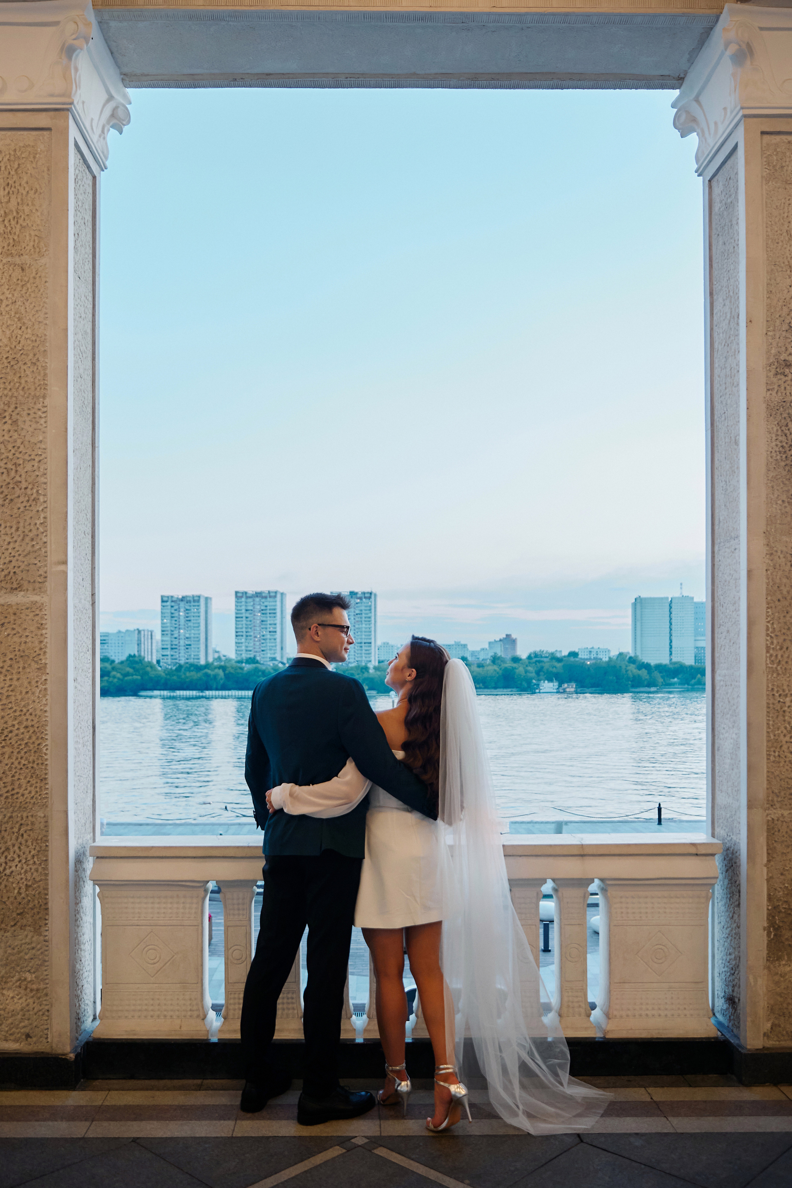 Свадебная фотосессия на Речном вокзале. Свадебный фотограф в Москве и Подмосковье