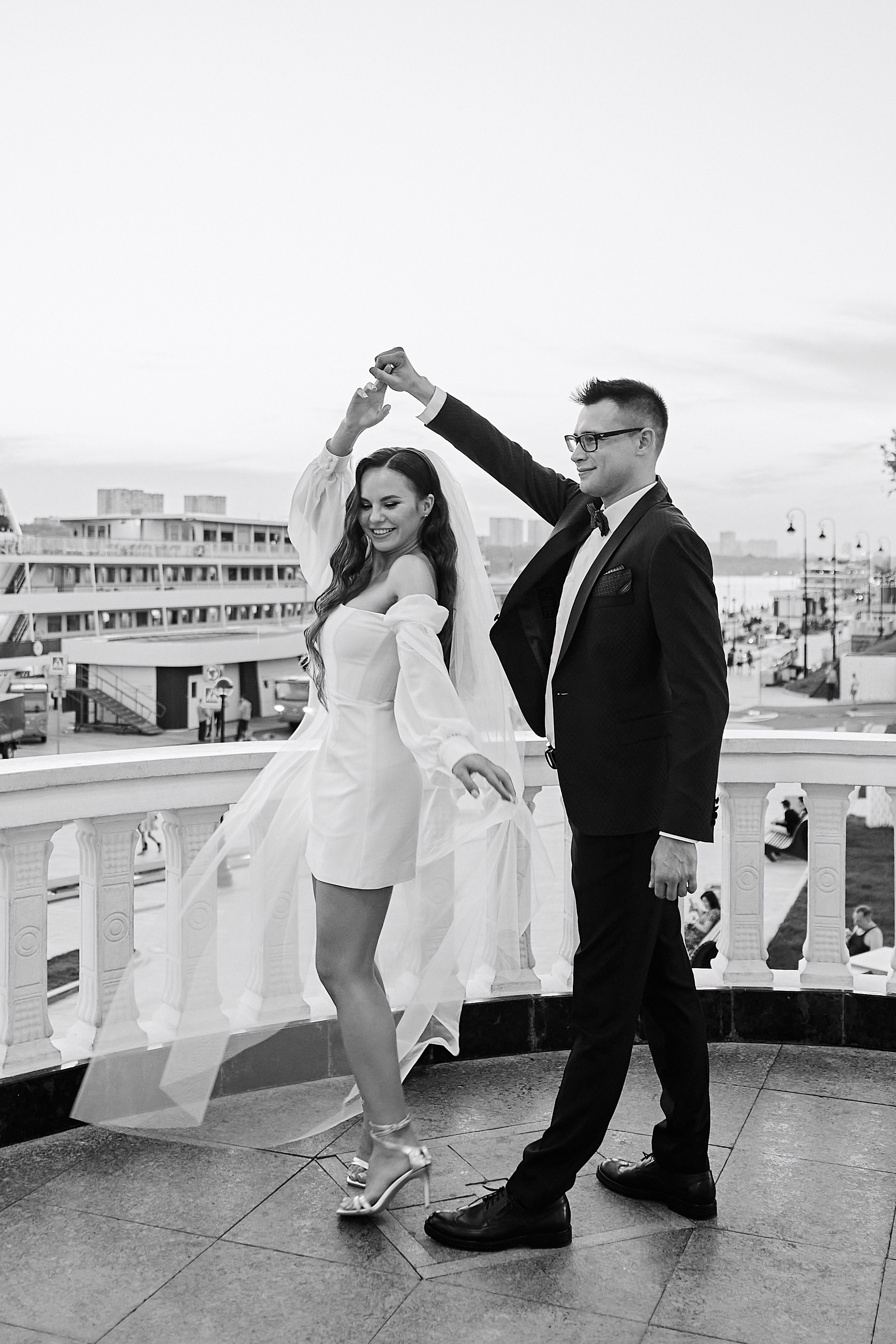 Свадебная фотосессия на Речном вокзале. Свадебный фотограф в Москве и Подмосковье