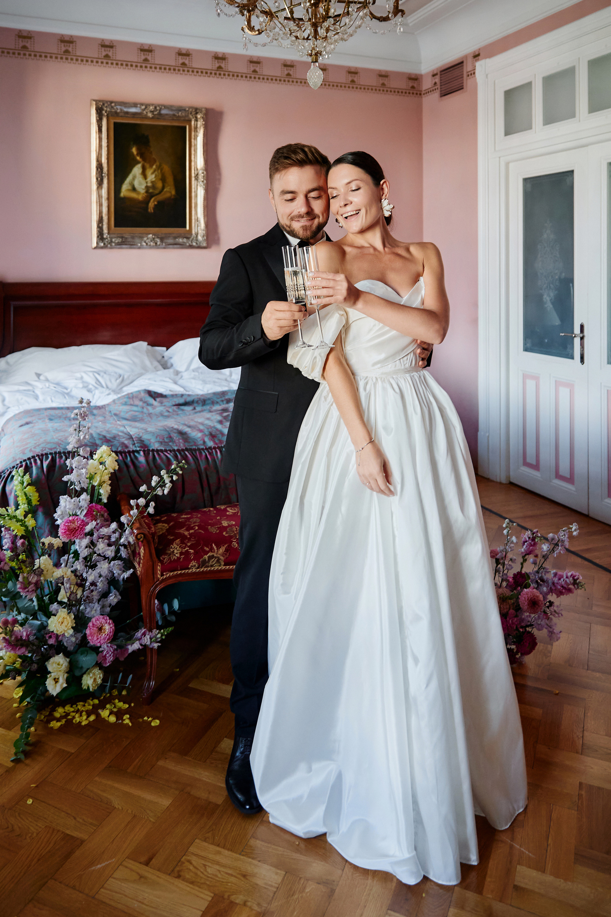 Свадебная фотосессия в отеле «Националь». Свадебный фотограф в Москве и Подмосковье