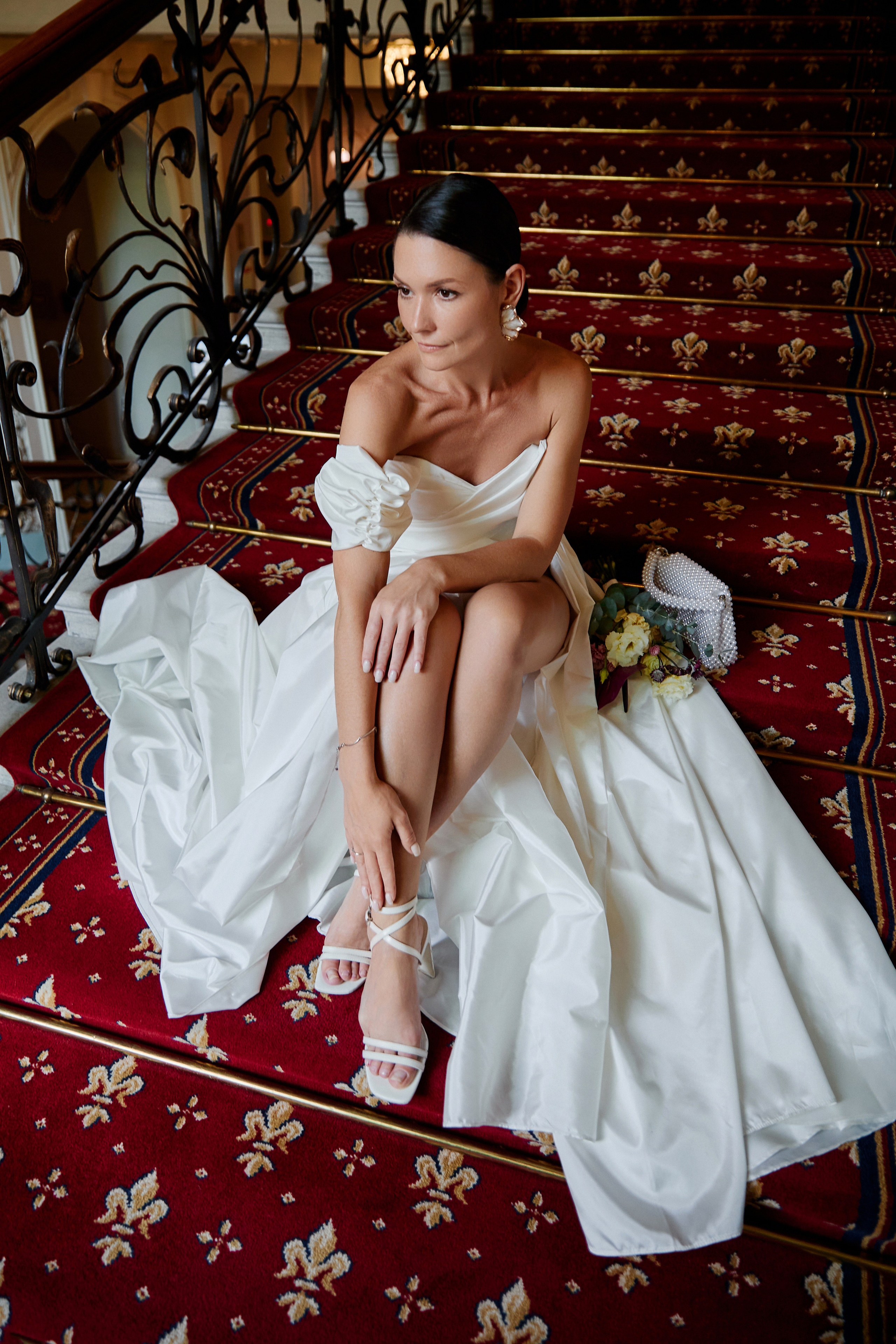 Свадебная фотосессия в отеле «Националь». Свадебный фотограф в Москве и Подмосковье