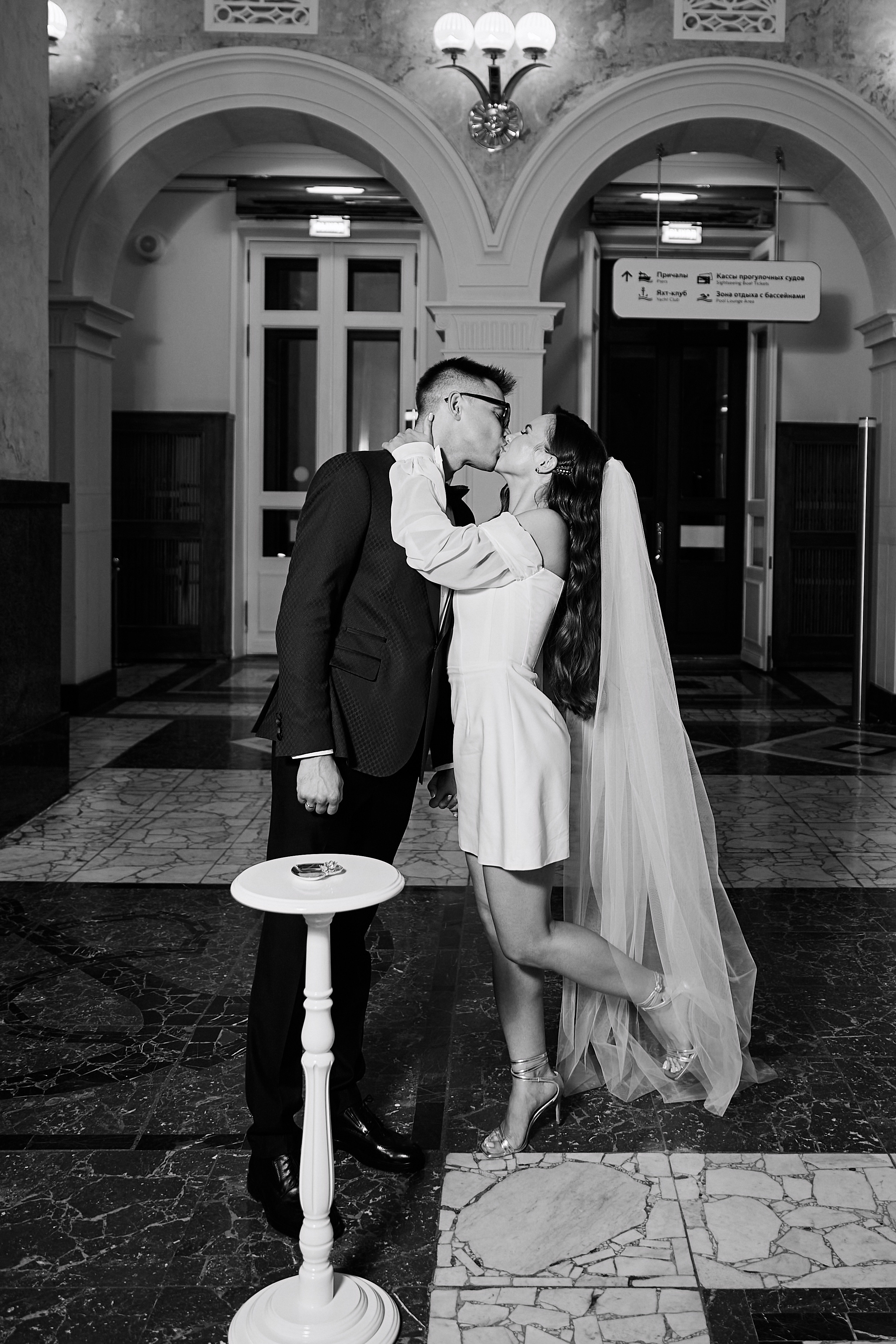 Свадебная фотосессия на Речном вокзале. Свадебный фотограф в Москве и Подмосковье