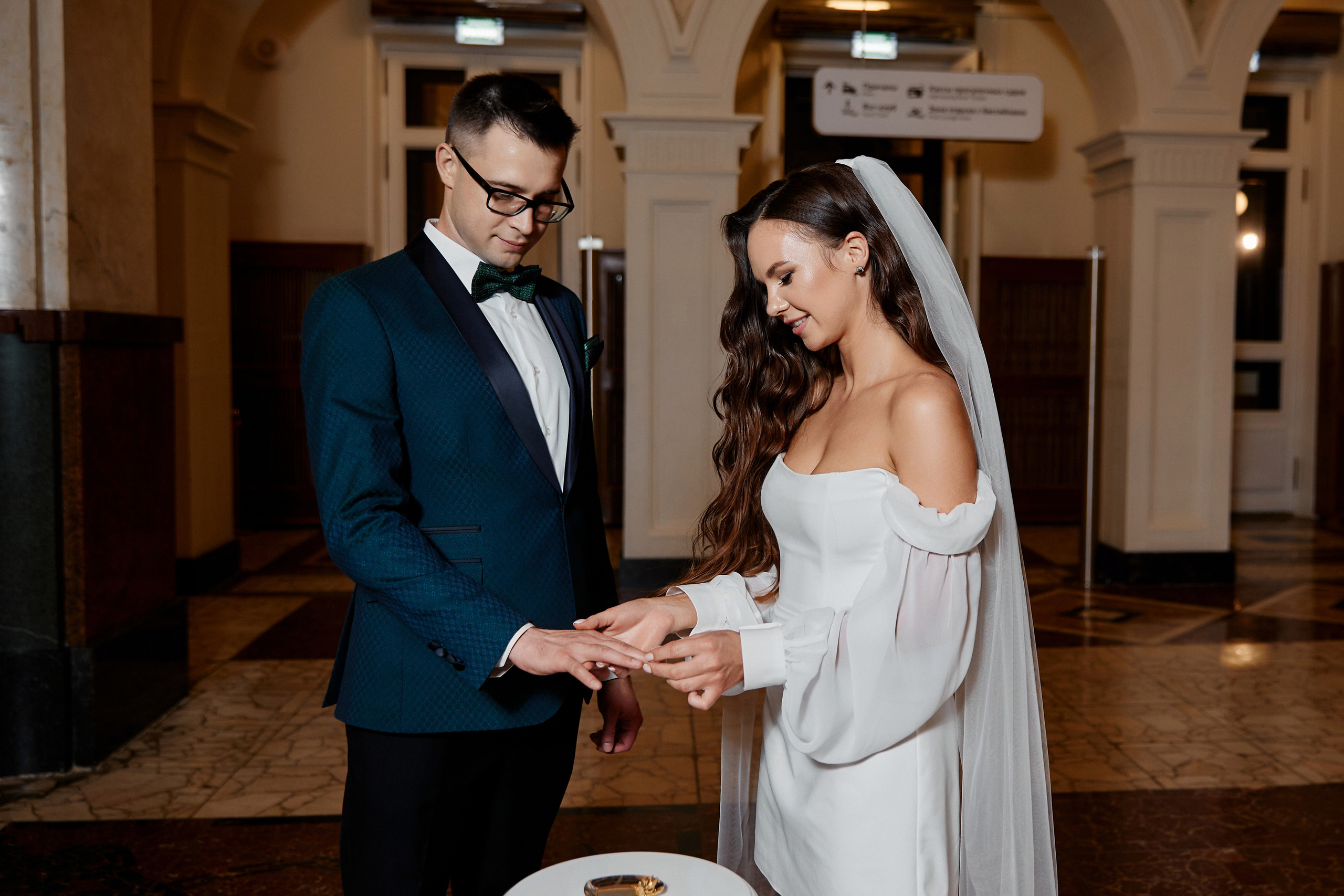 Свадебная фотосессия на Речном вокзале. Свадебный фотограф в Москве и Подмосковье