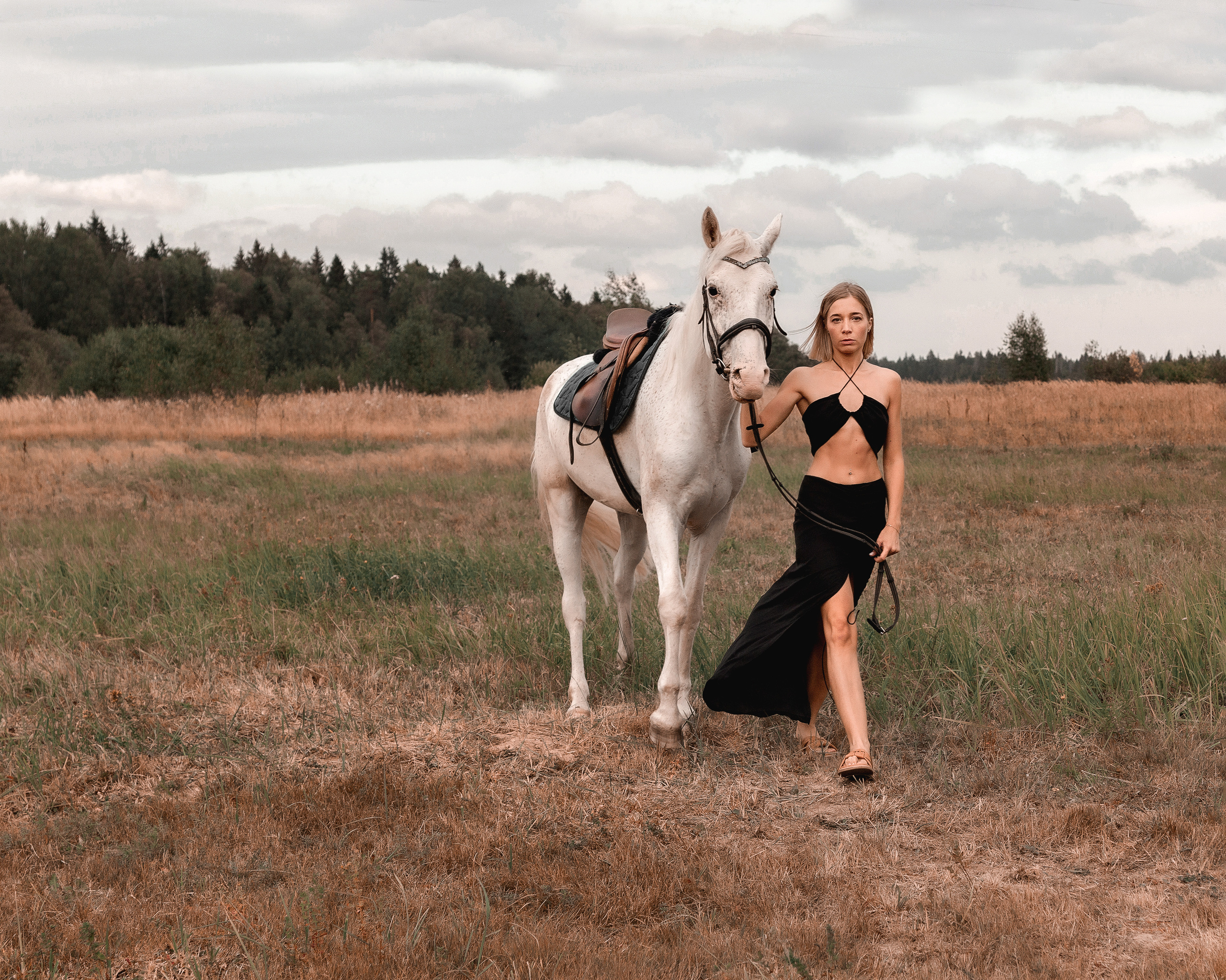 Арина на конной прогулке. Женский фотограф в Москве Светлана Смагина