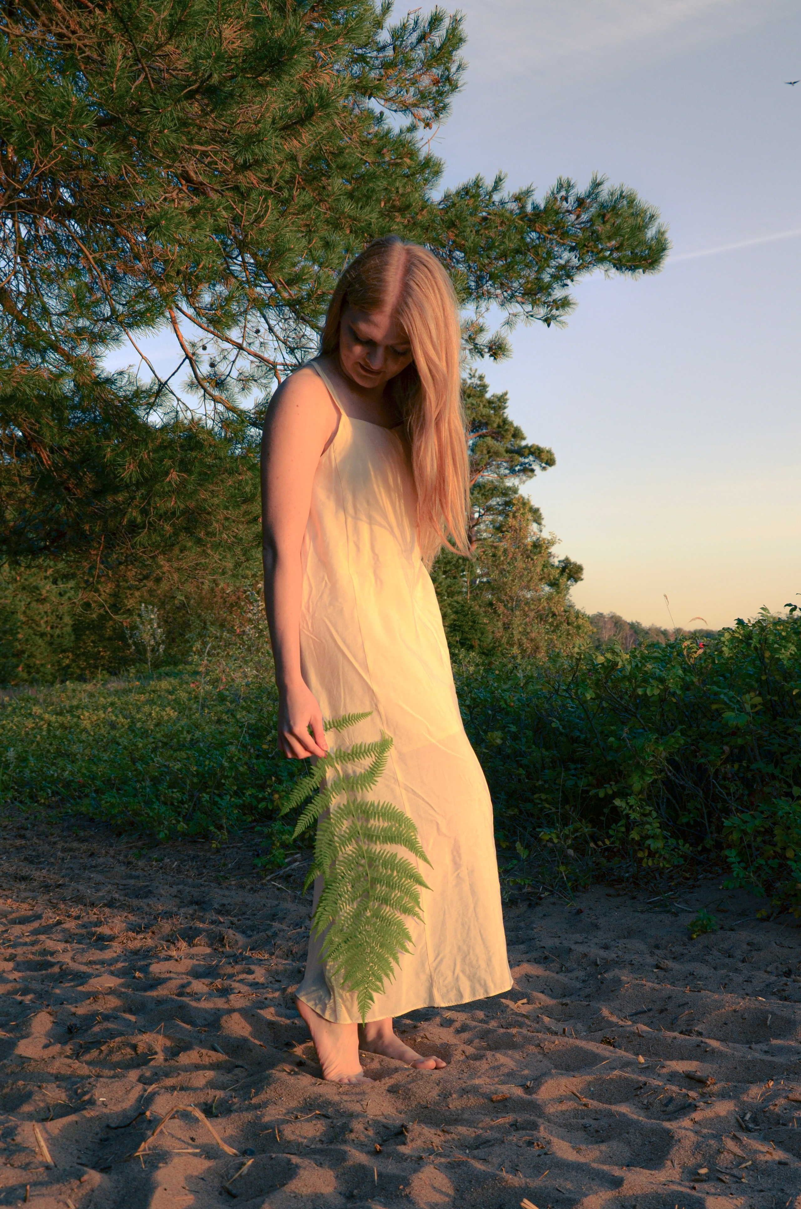 На берегу залива. Фотограф СПб | Лесная фотосессия