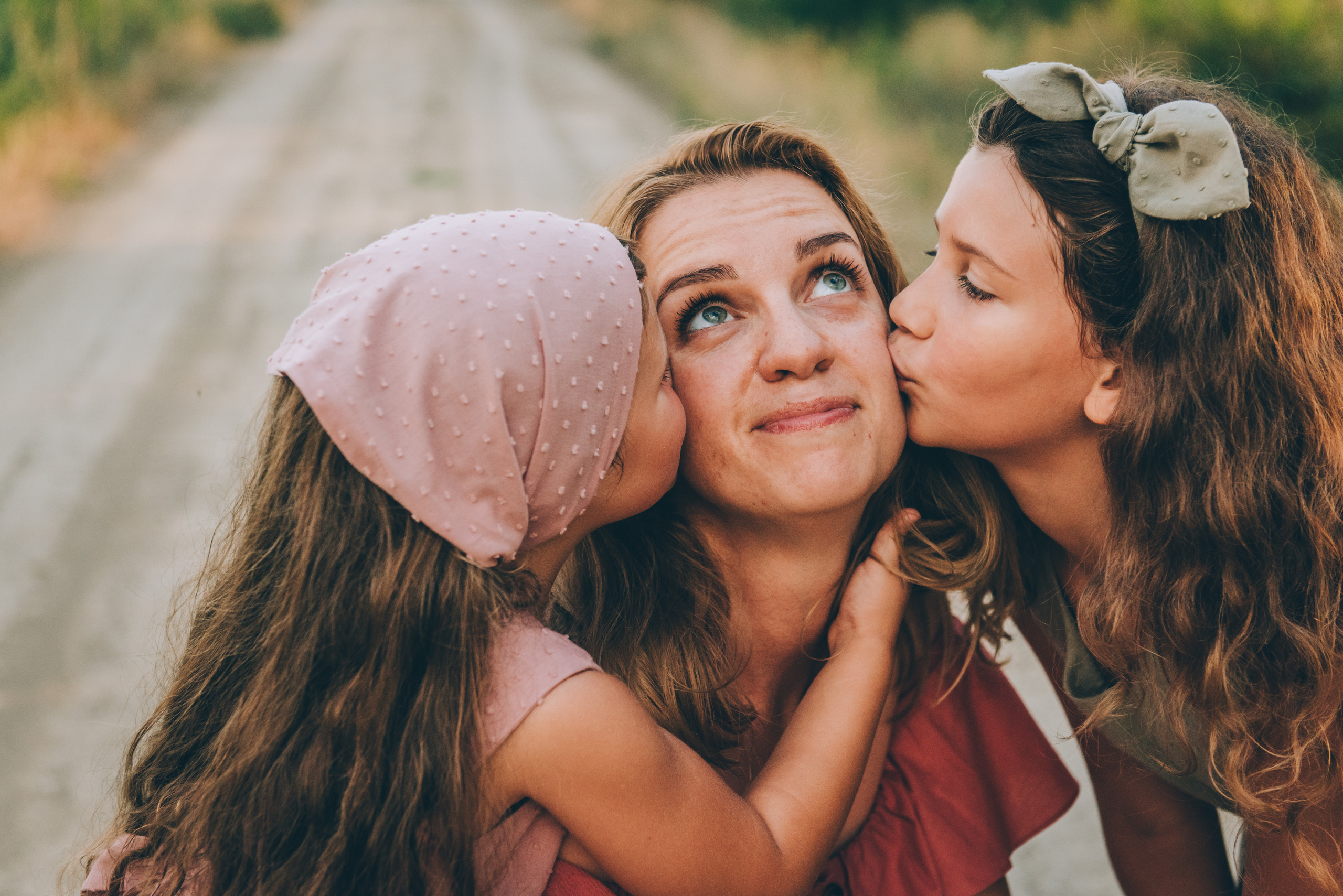 Счастливая семья, коты и собака. Семейный и контент фотограф в Краснодаре Вадим Лагутов