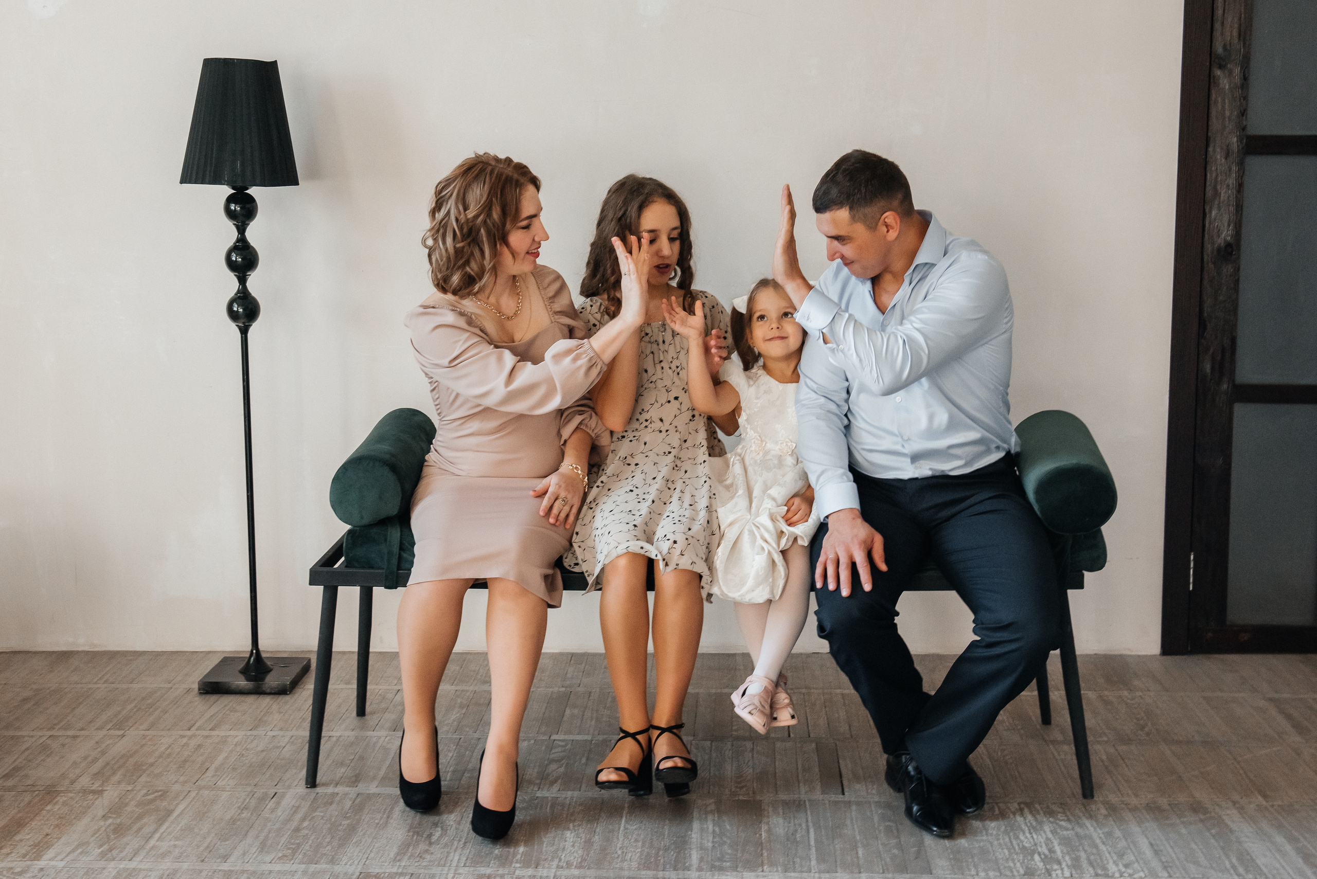 Подарок на день рождения. Семейный и контент фотограф в Краснодаре Вадим Лагутов