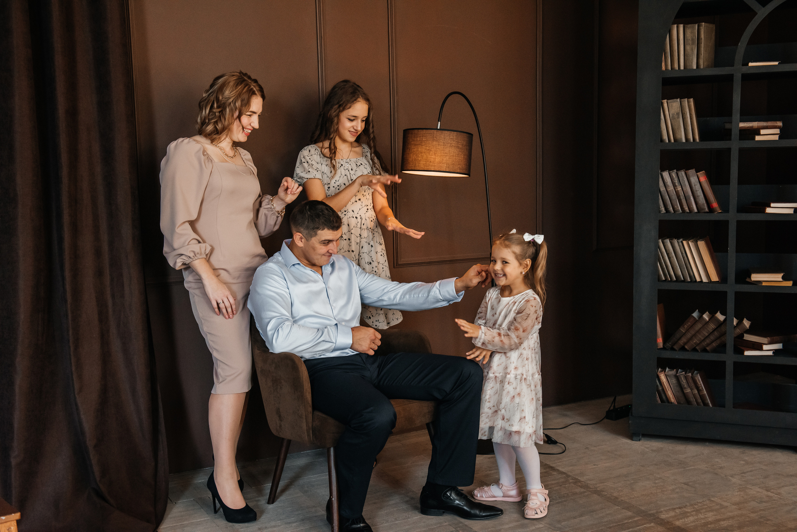 Подарок на день рождения. Семейный и контент фотограф в Краснодаре Вадим Лагутов