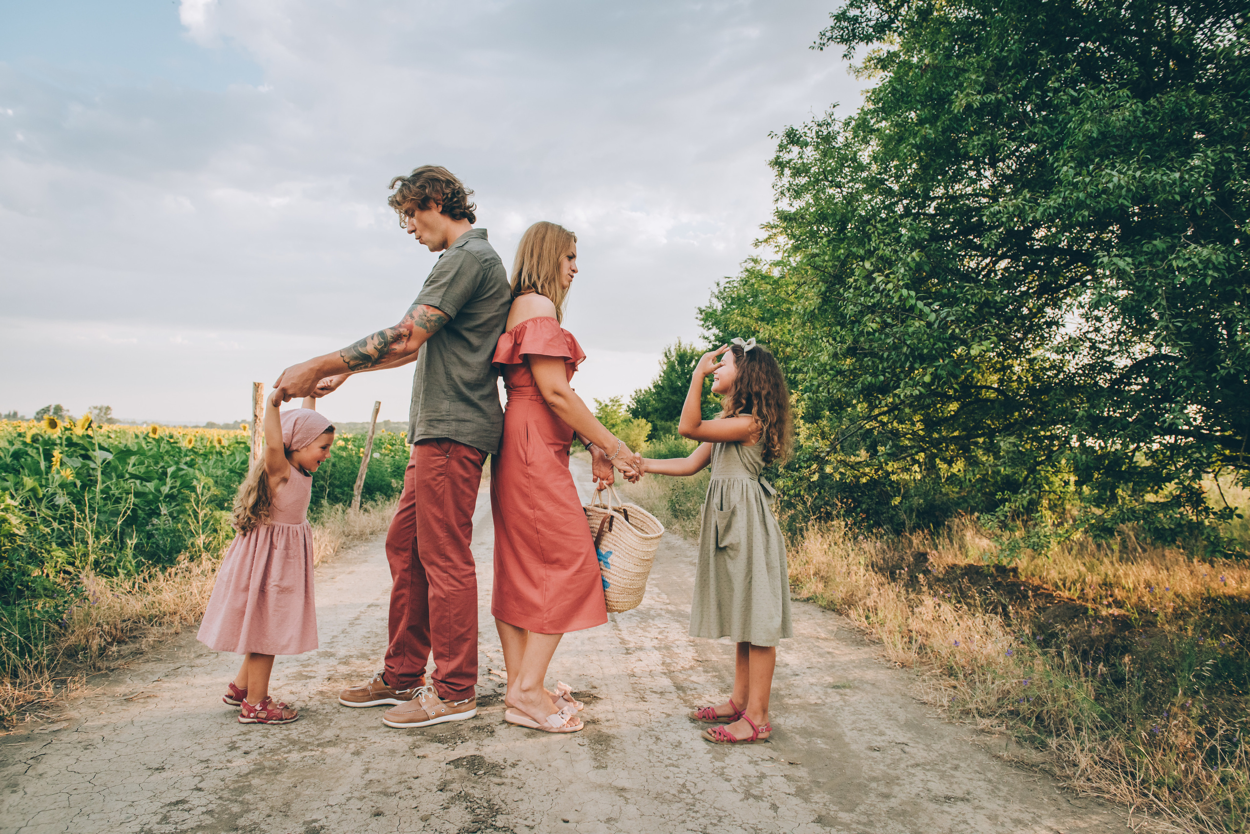 Счастливая семья, коты и собака. Семейный и контент фотограф в Краснодаре Вадим Лагутов