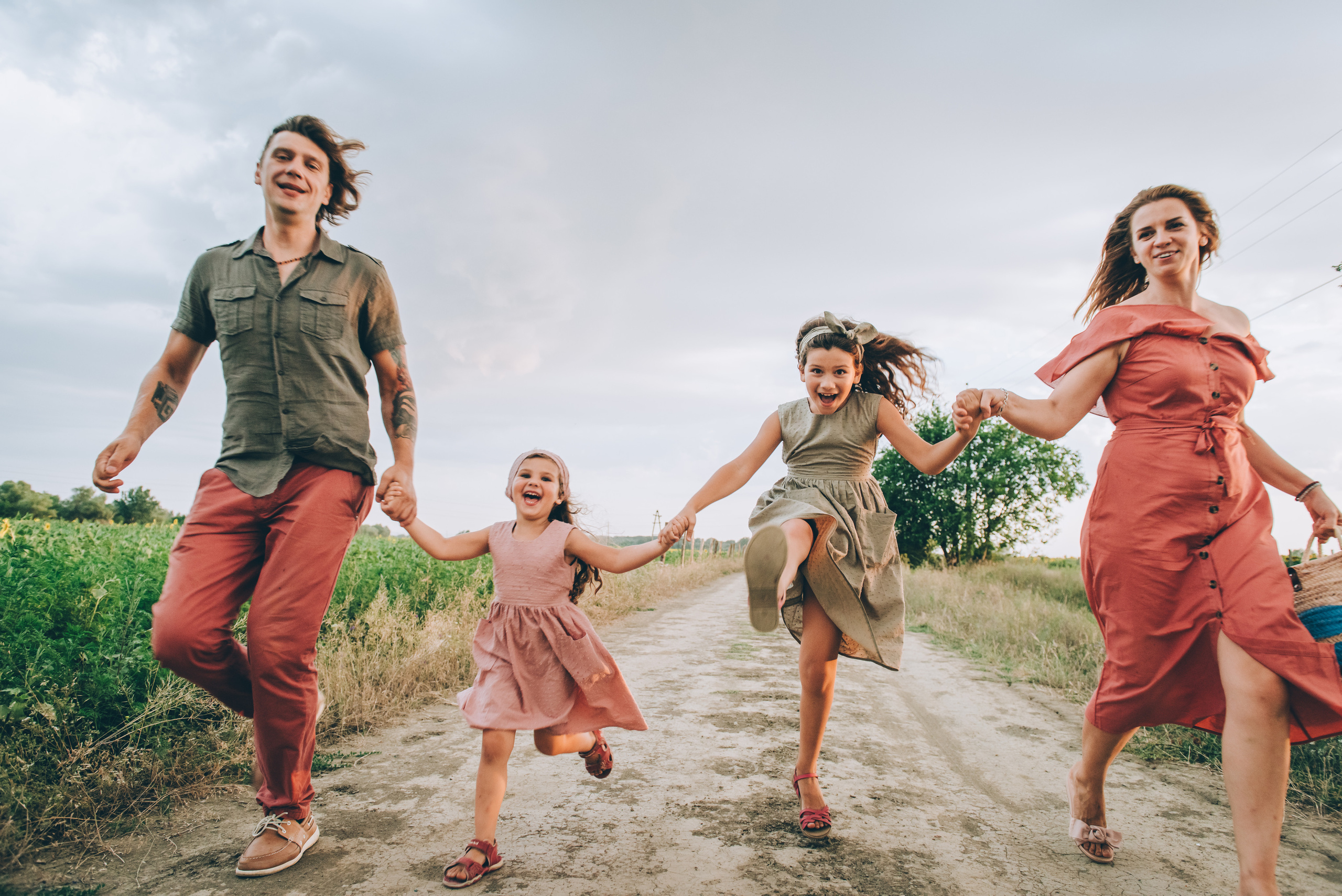 Счастливая семья, коты и собака. Семейный и контент фотограф в Краснодаре Вадим Лагутов