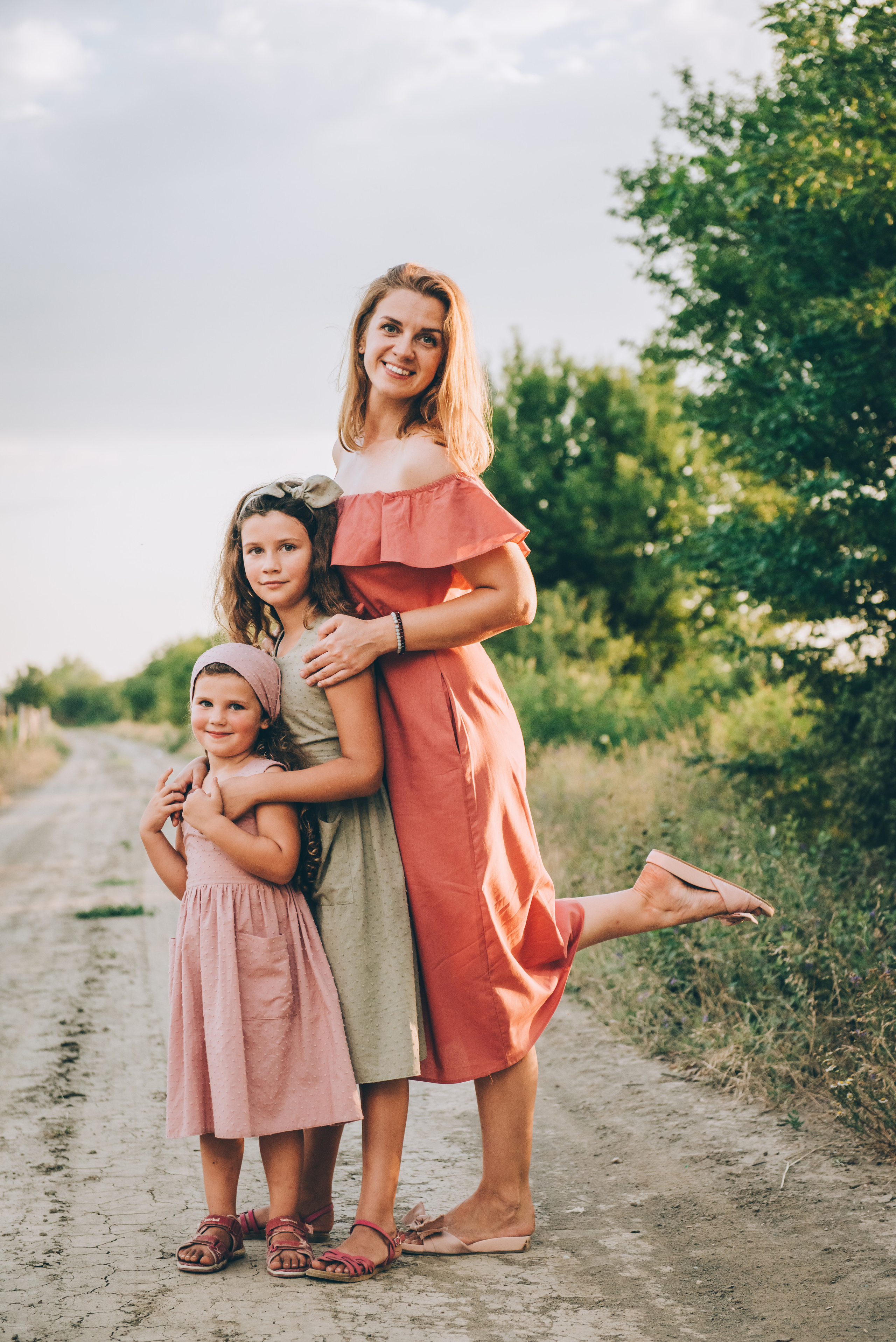 Счастливая семья, коты и собака. Семейный и контент фотограф в Краснодаре Вадим Лагутов