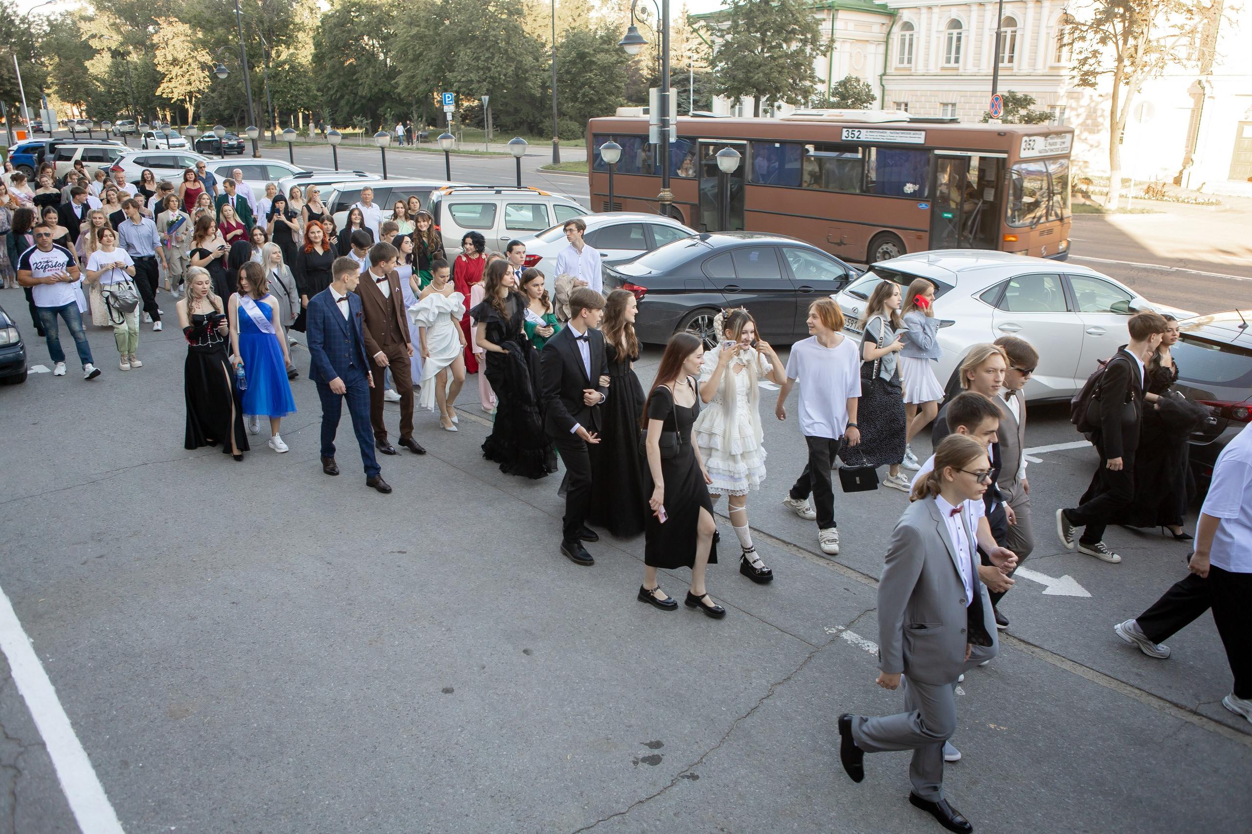 Выпускной Гимназия 12 2024 г. Свадебный и портретный Фотограф в Липецке Дмитрий Котюков
