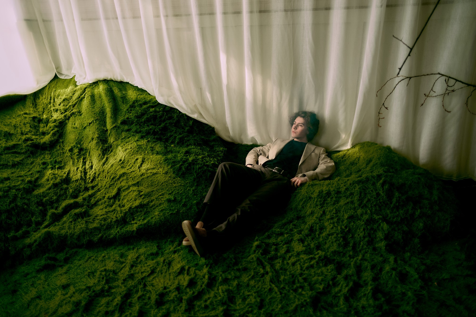 Инверсия снов | Мужской портрет в Тюмени | Фотограф Дарья Мустафина. Портретный фотограф Тюмень Дарья Мустафина