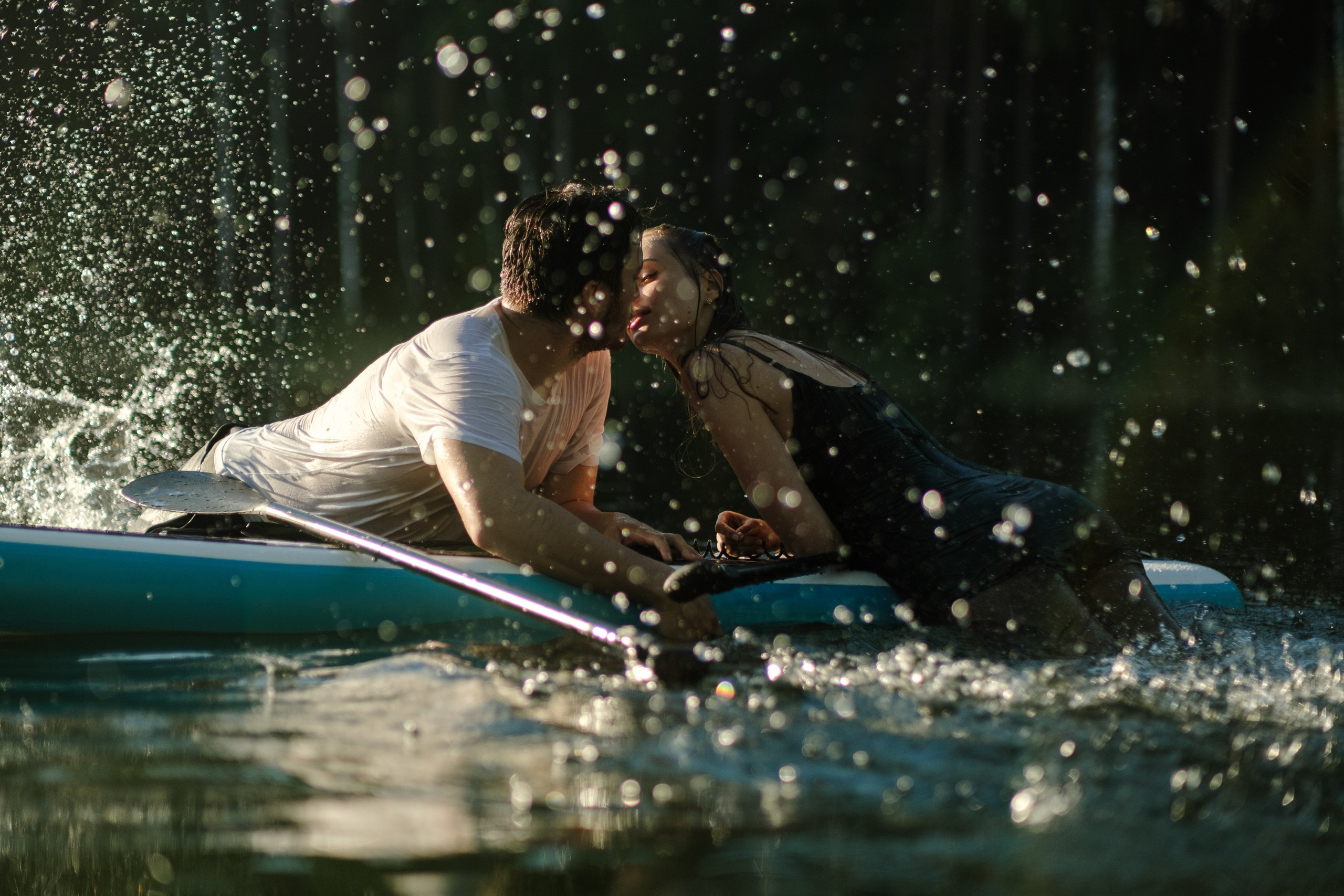 Петя и Лина, на сапах. Интерьерный фотограф и видеограф в Санкт-Петербурге Вадим Балбашевский